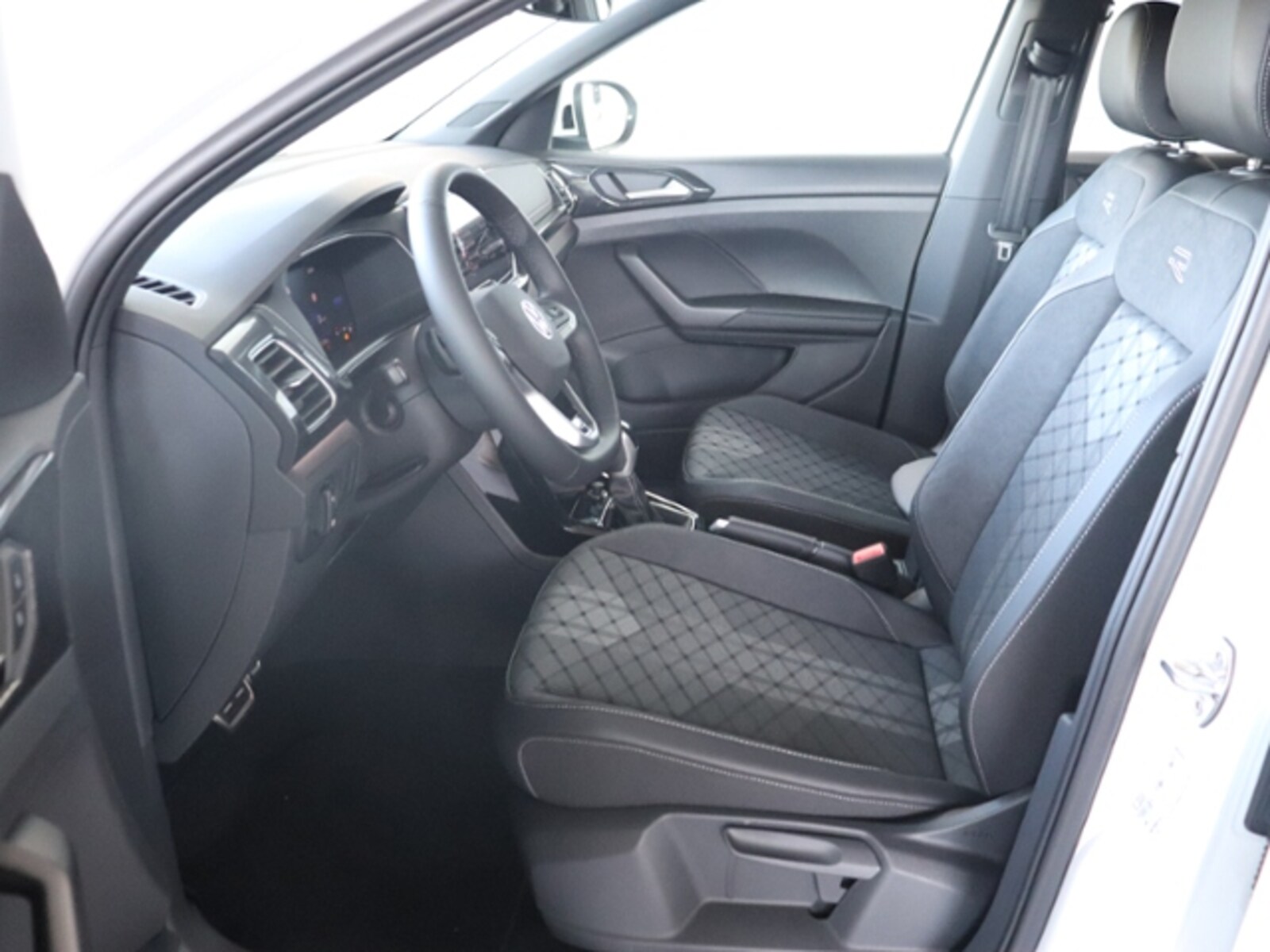 Volkswagen T-Cross – Bild 15