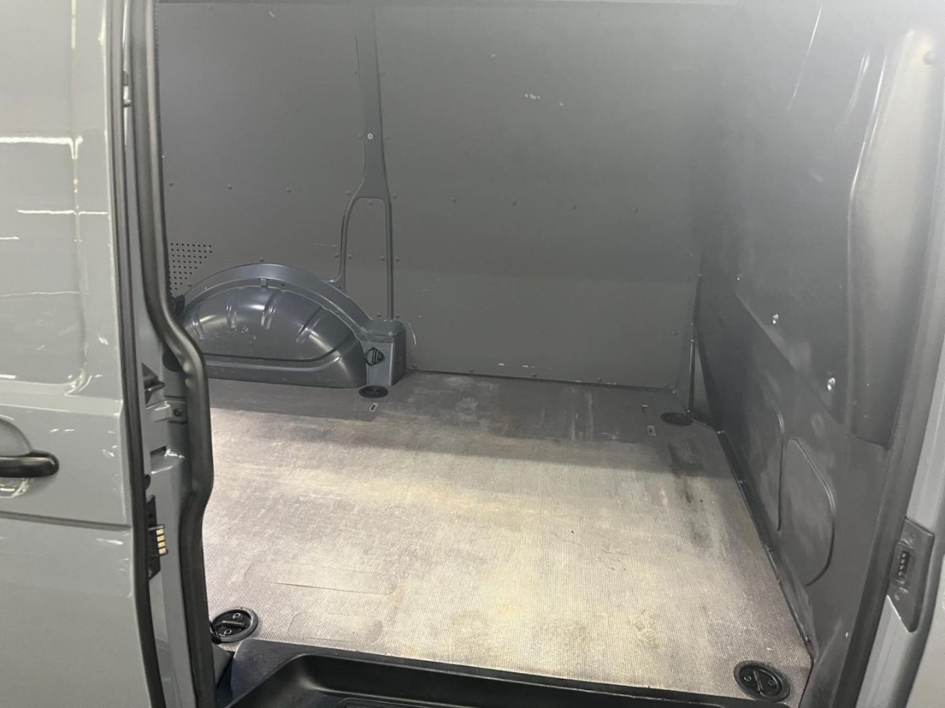Volkswagen T6.1 Transporter Kasten kurzer Radstand