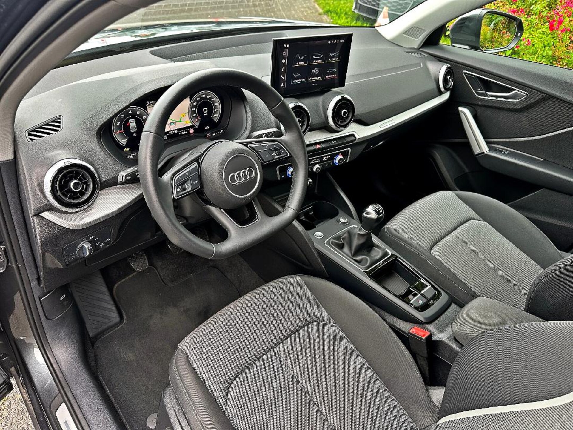 Audi Q2 S line