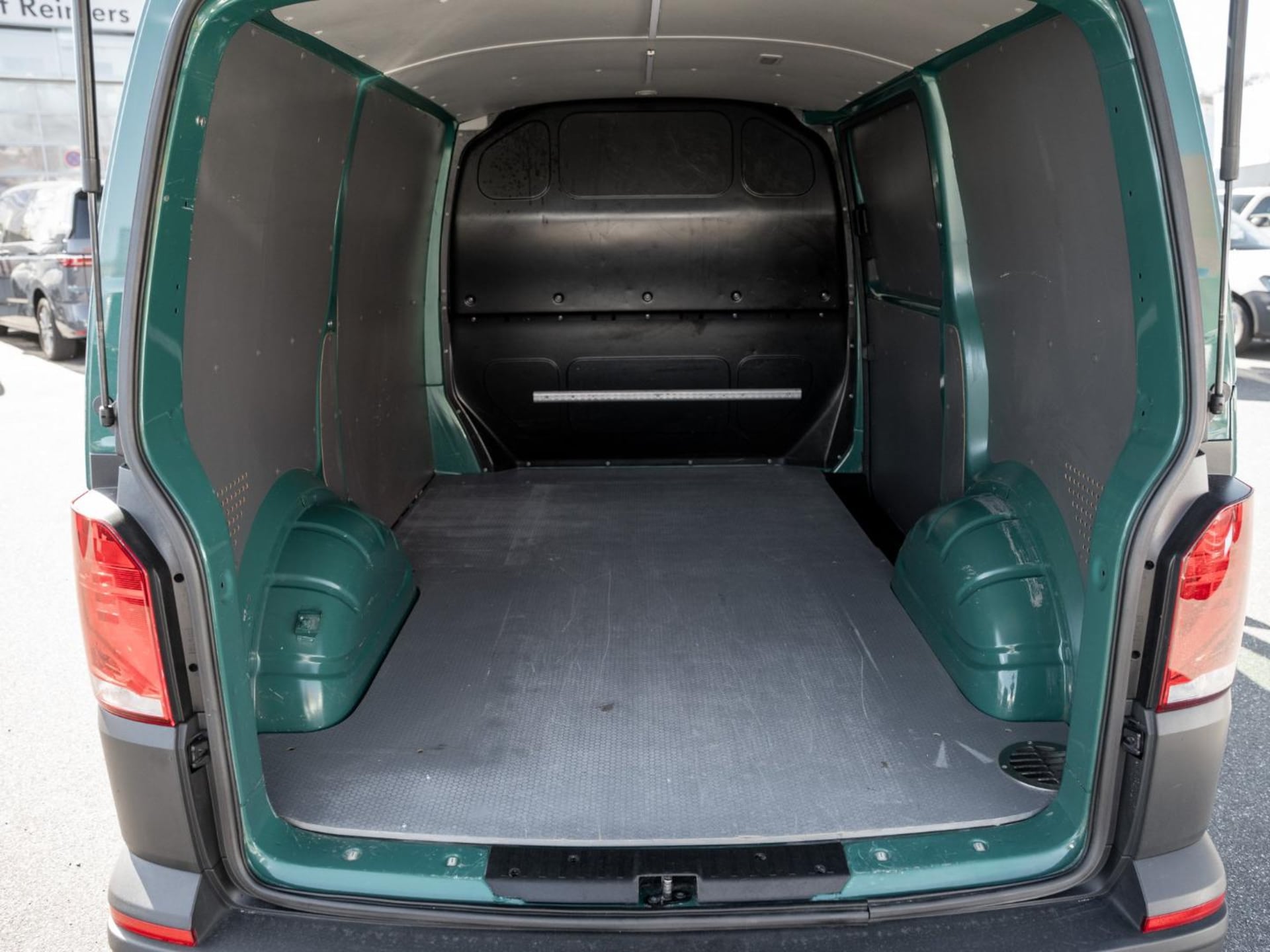 Volkswagen T6.1 Transporter Kasten kurzer Radstand