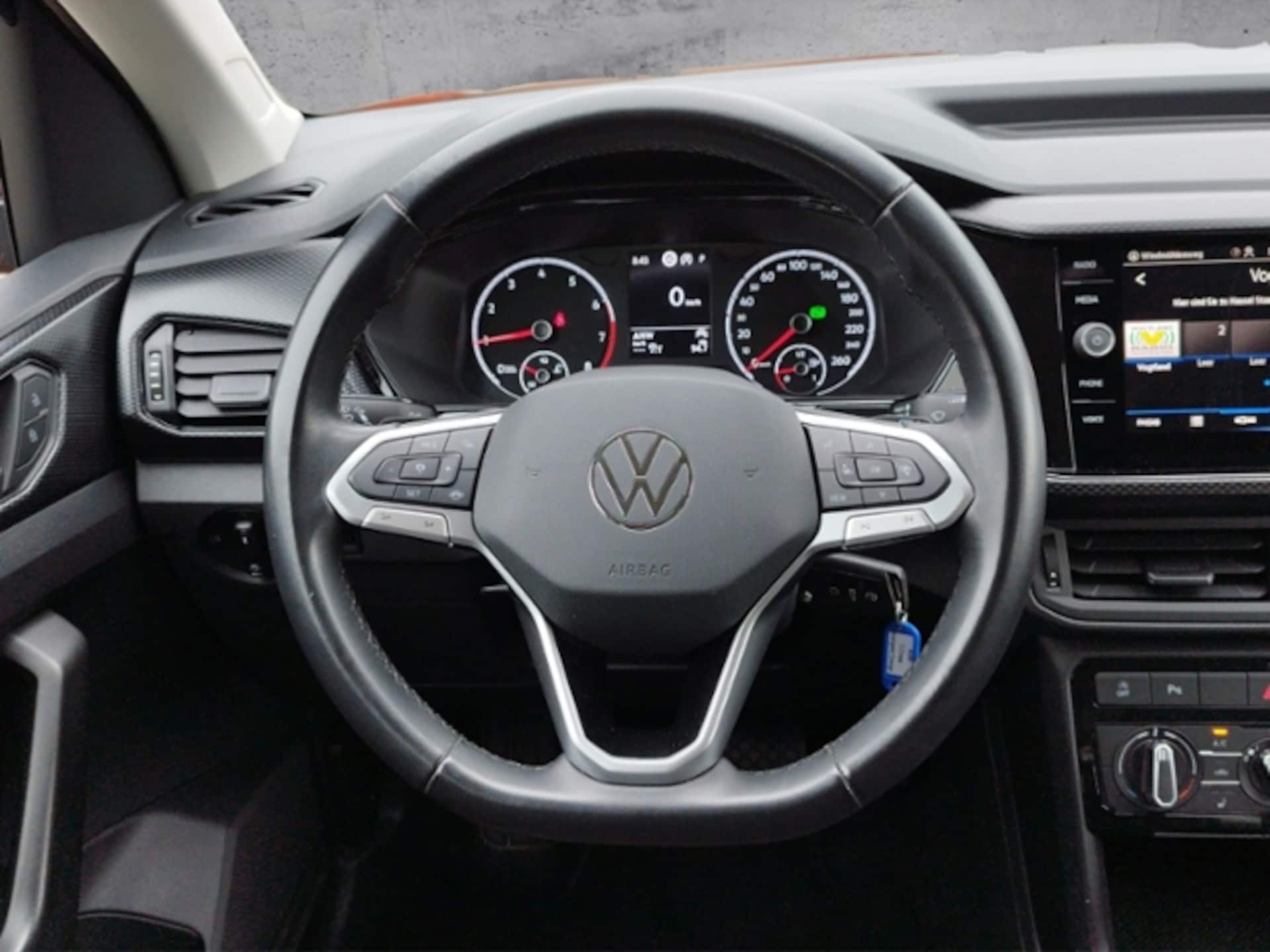 Volkswagen T-Cross Life