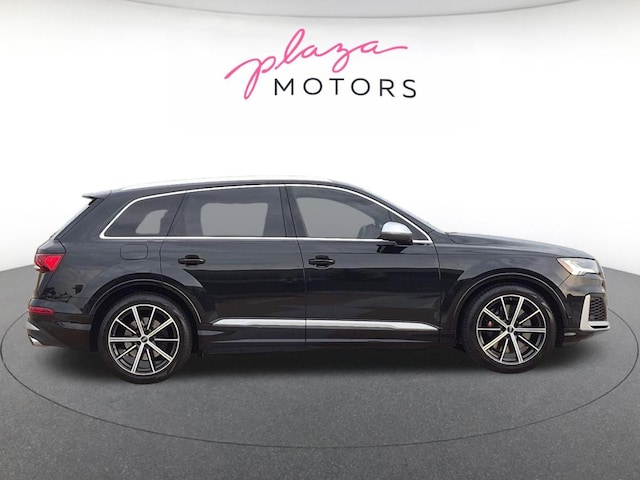 2022 Audi SQ7