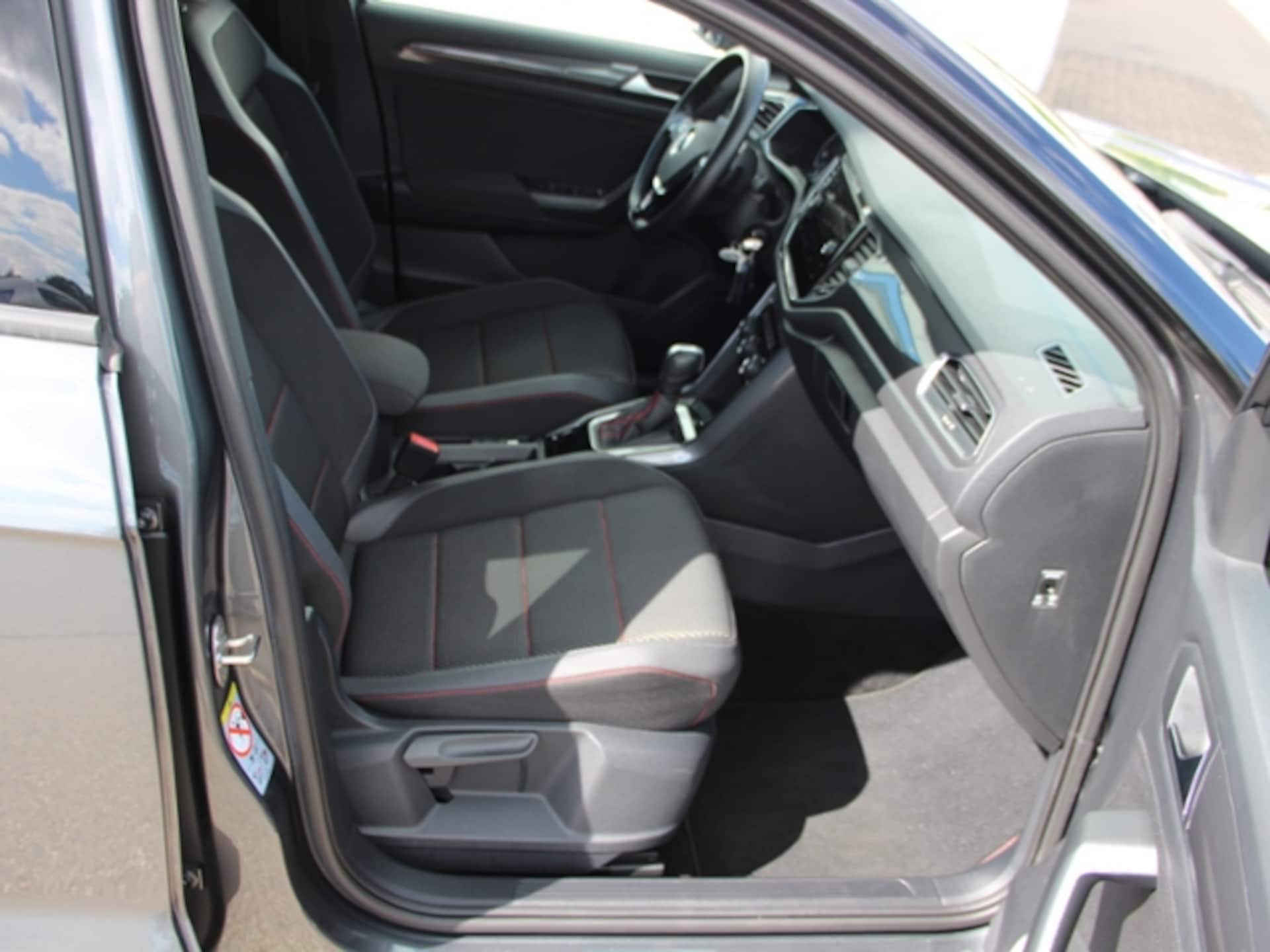 Volkswagen T-Roc Sport