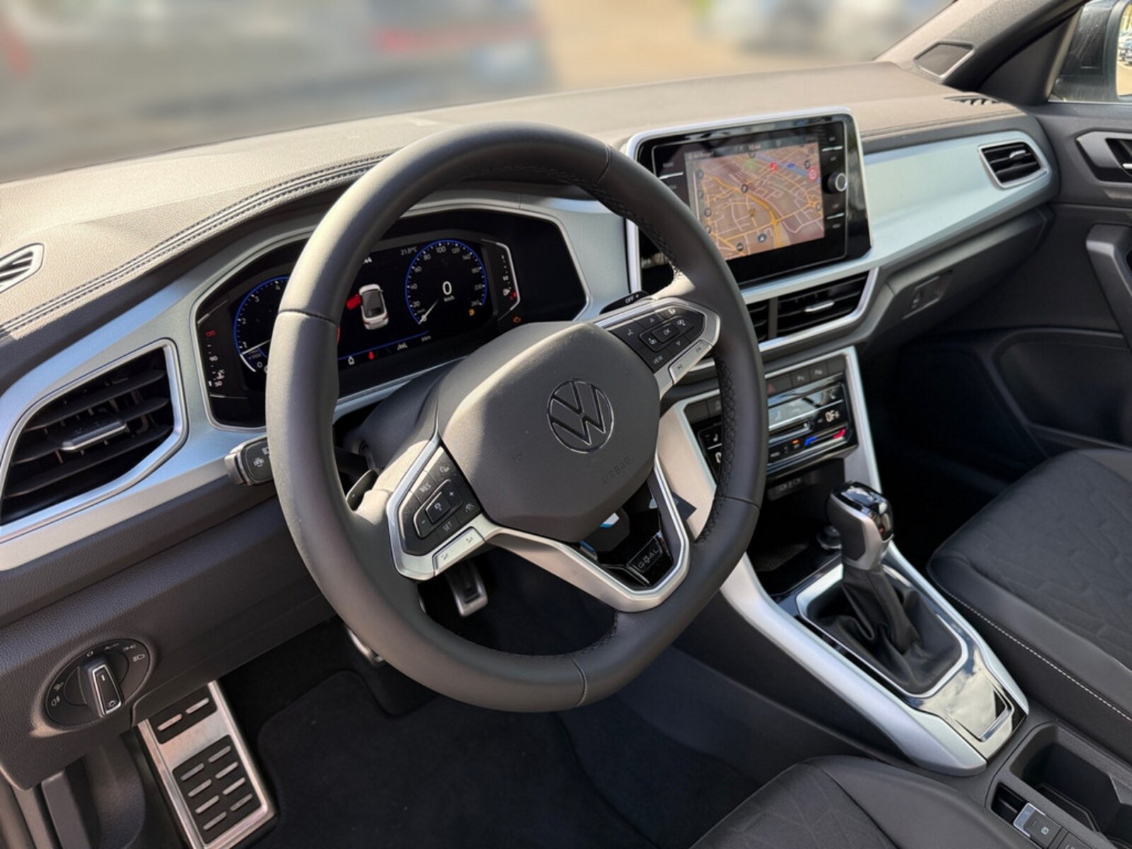 Volkswagen T-Roc Cabriolet – Bild 10