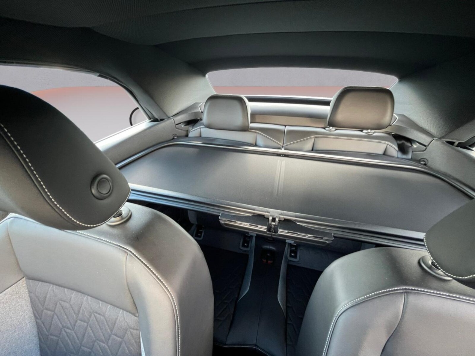 Volkswagen T-Roc Cabriolet – Bild 13