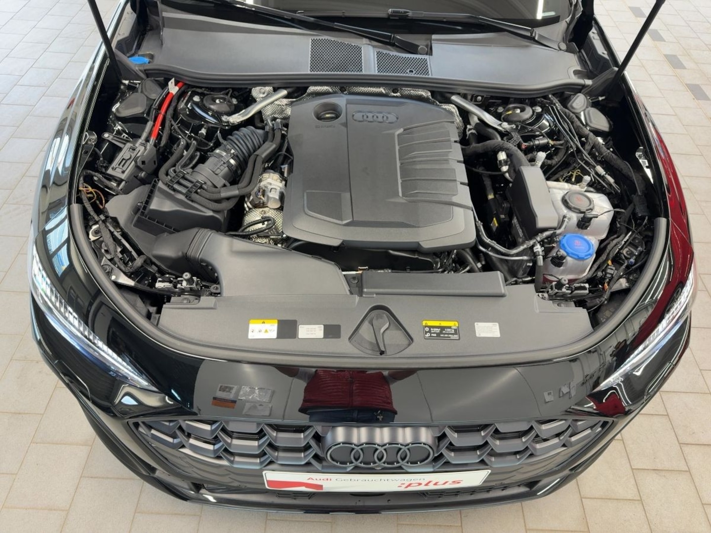 Bild über Audi A5 Avant TDI quattro 150 kW S tronic - für weitere Informationen kontaktieren Sie den Audi Partner