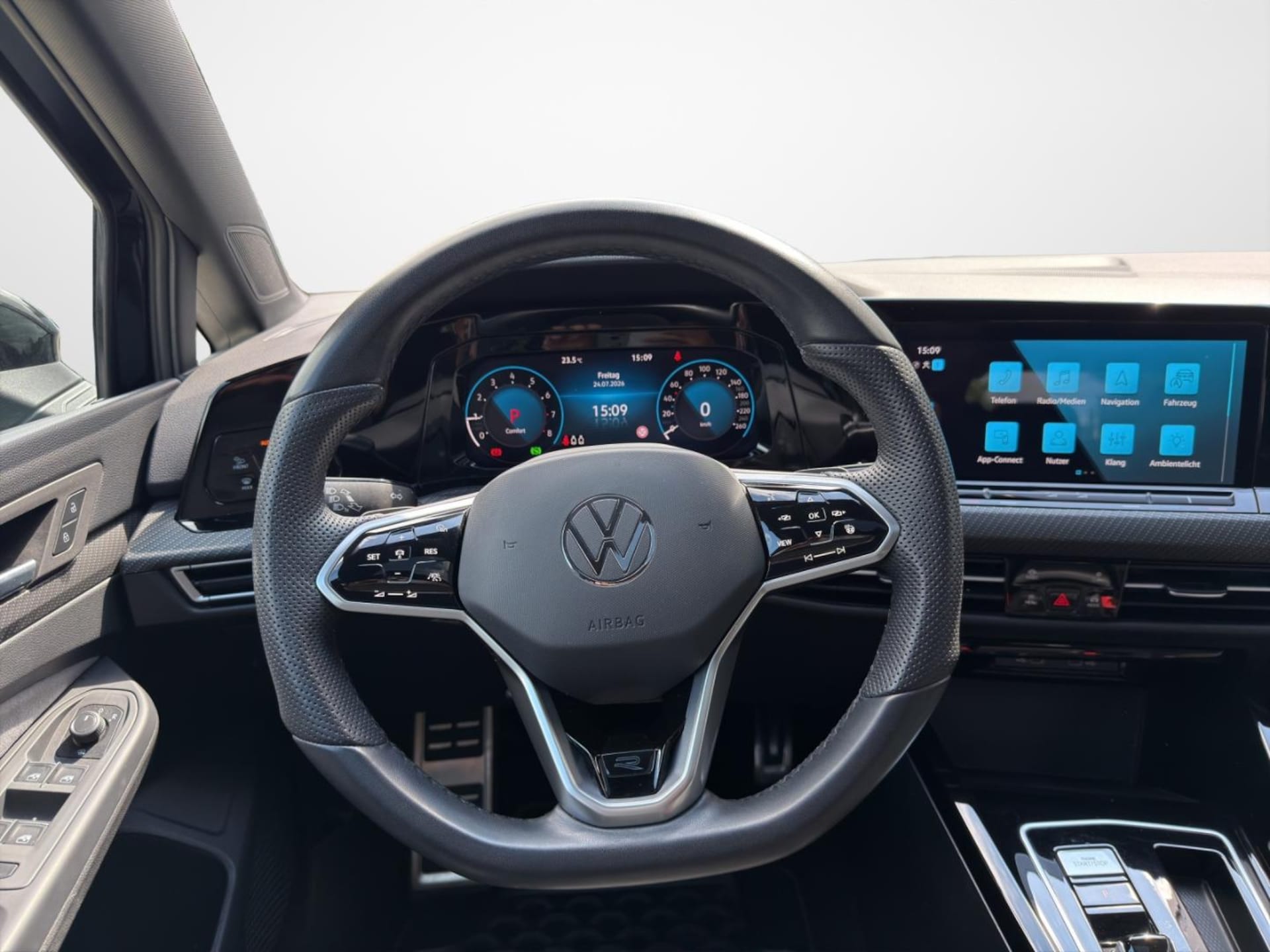 Volkswagen Golf R-Line