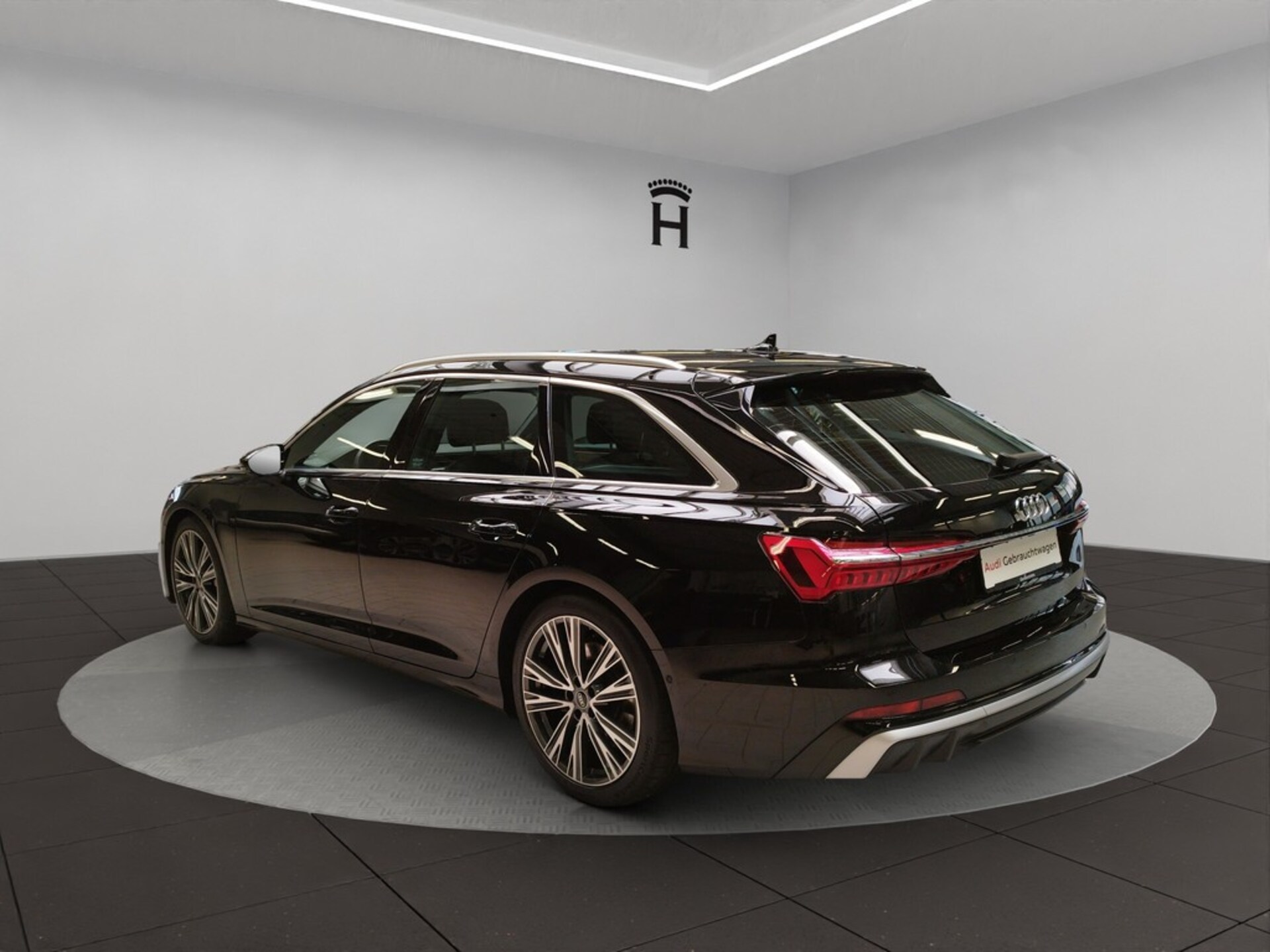 Audi S6 Avant