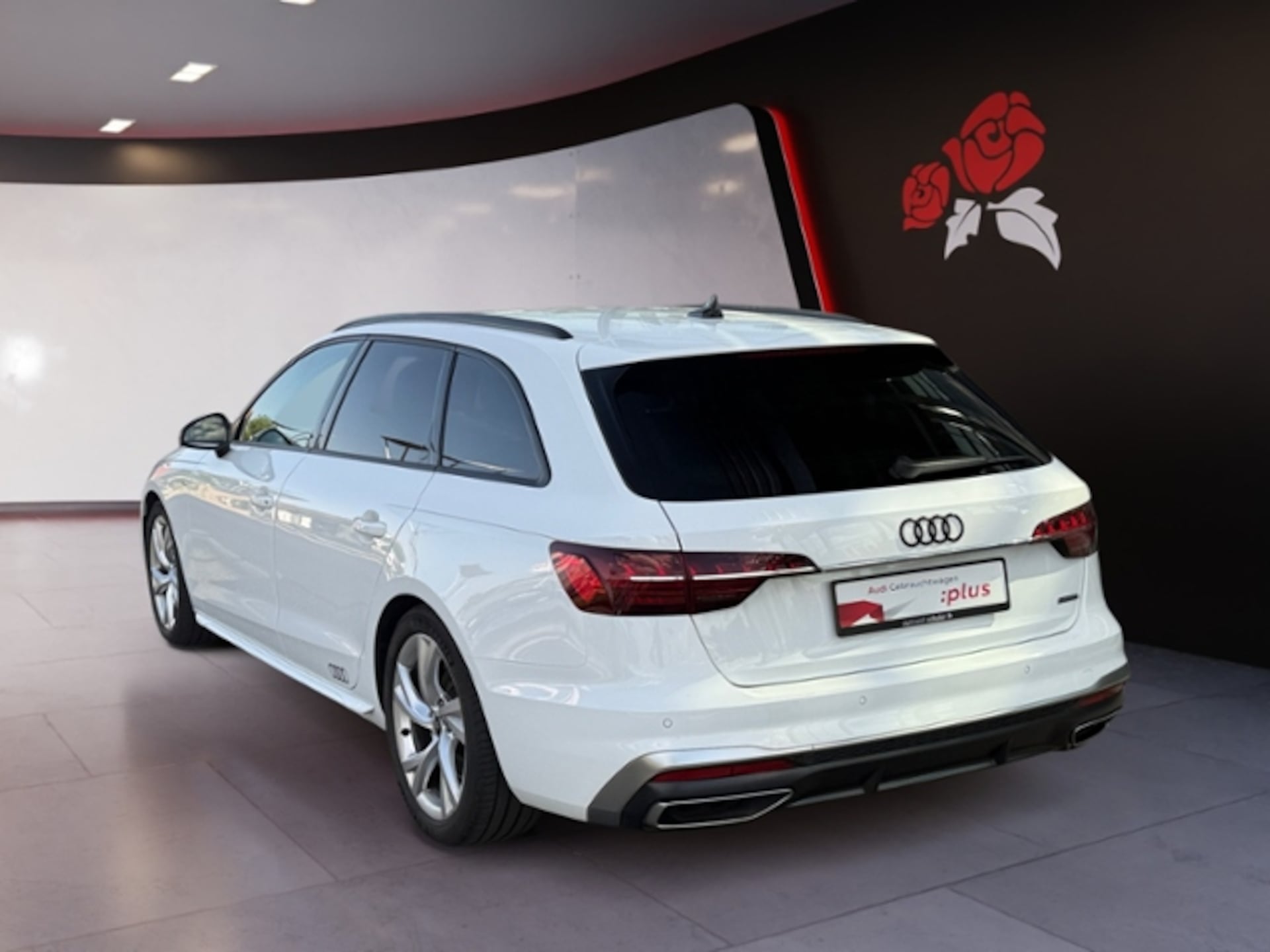 Audi A4 Avant S line