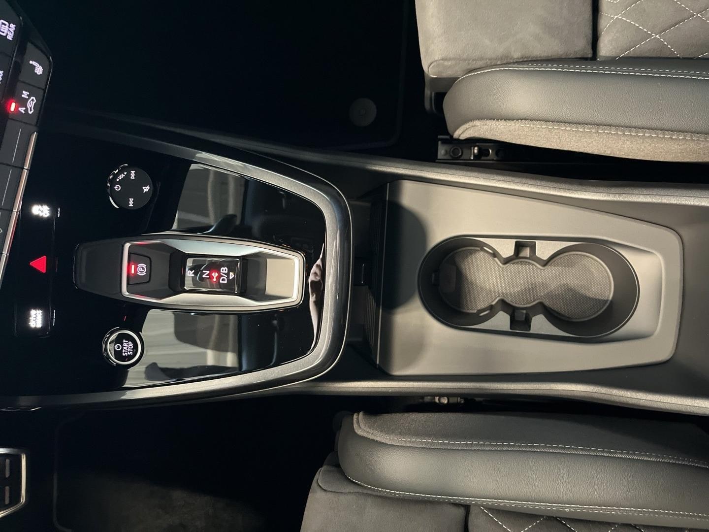 Bild über Audi Q4 Sportback e-tron 45 e-tron quattro - für weitere Informationen kontaktieren Sie den Audi Partner