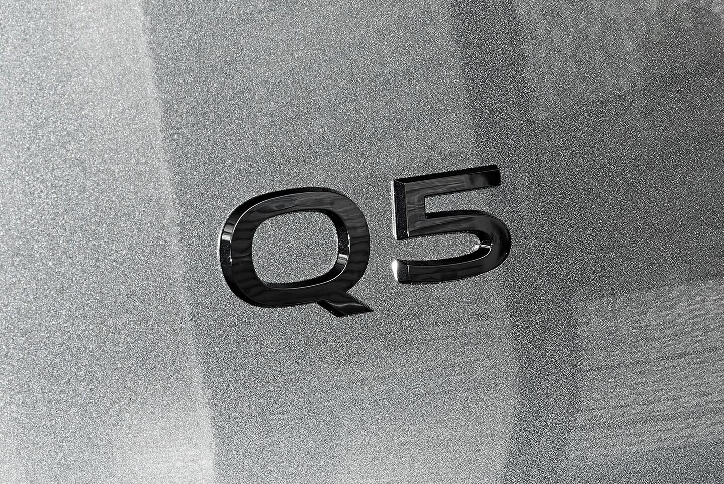 Image about Audi Q5 SUV TDI quattro 150 kW sport