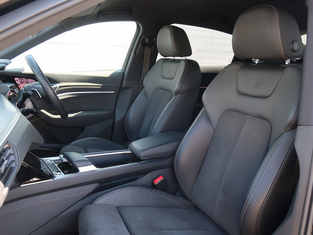 Audi e-tron Sportback 55 quattro 1st edition for more details contact your dealer