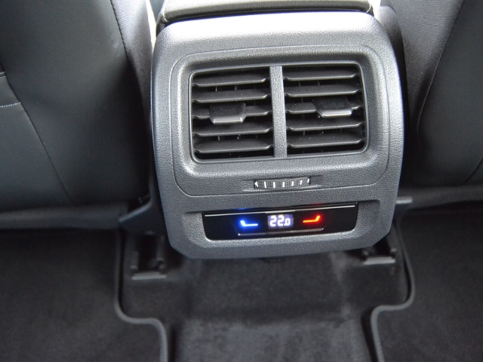 Volkswagen Touran – Bild 22