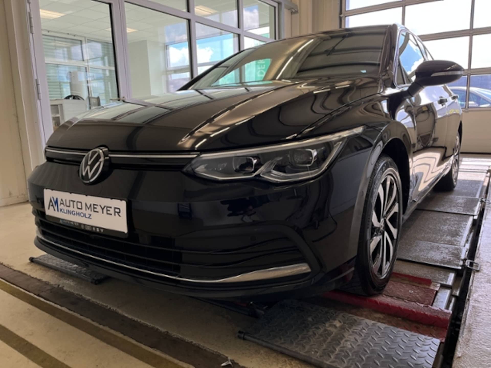 Volkswagen Golf Active