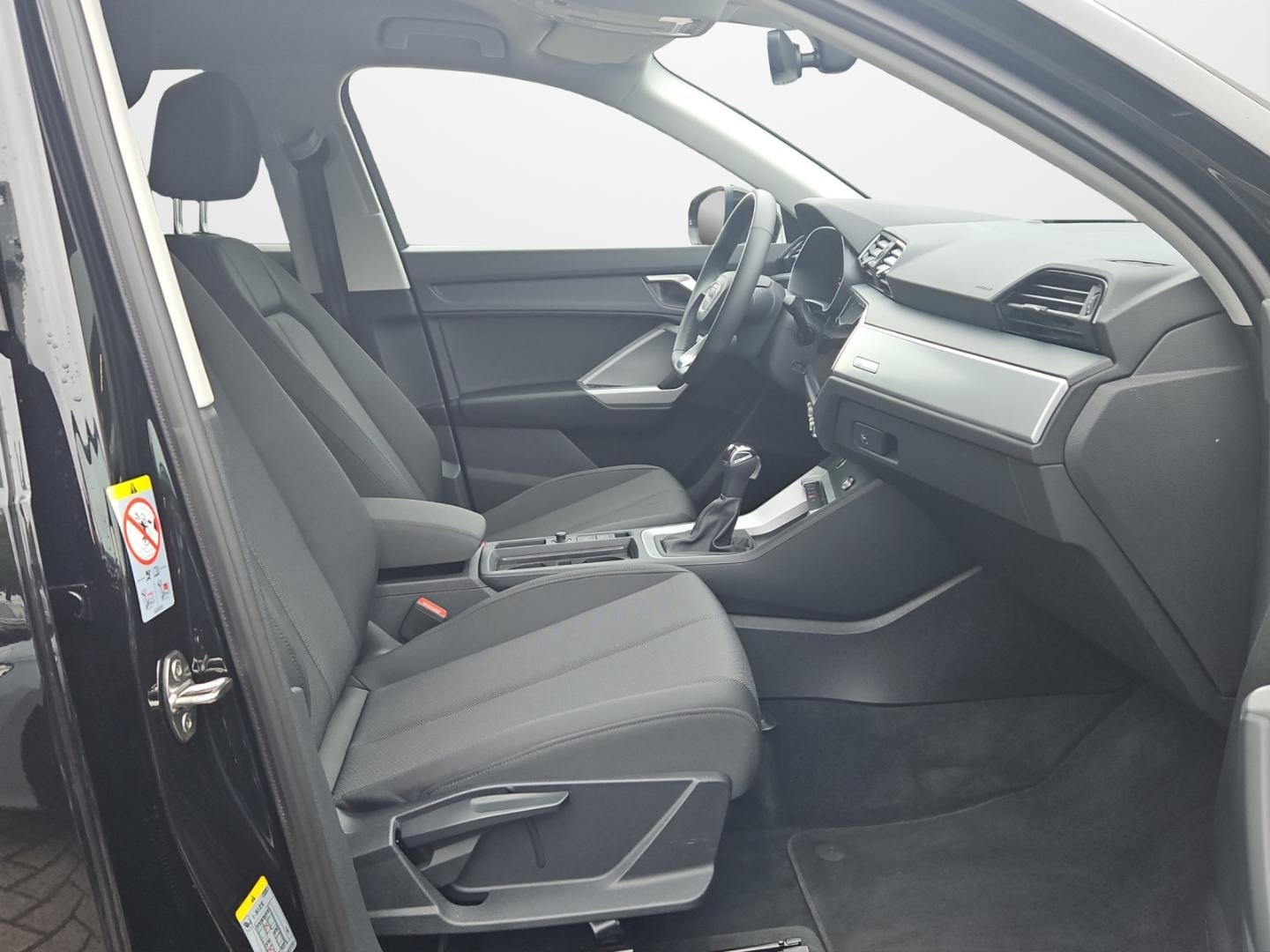Bild über Audi Q3 TDI 110 kW S tronic - für weitere Informationen kontaktieren Sie den Audi Partner