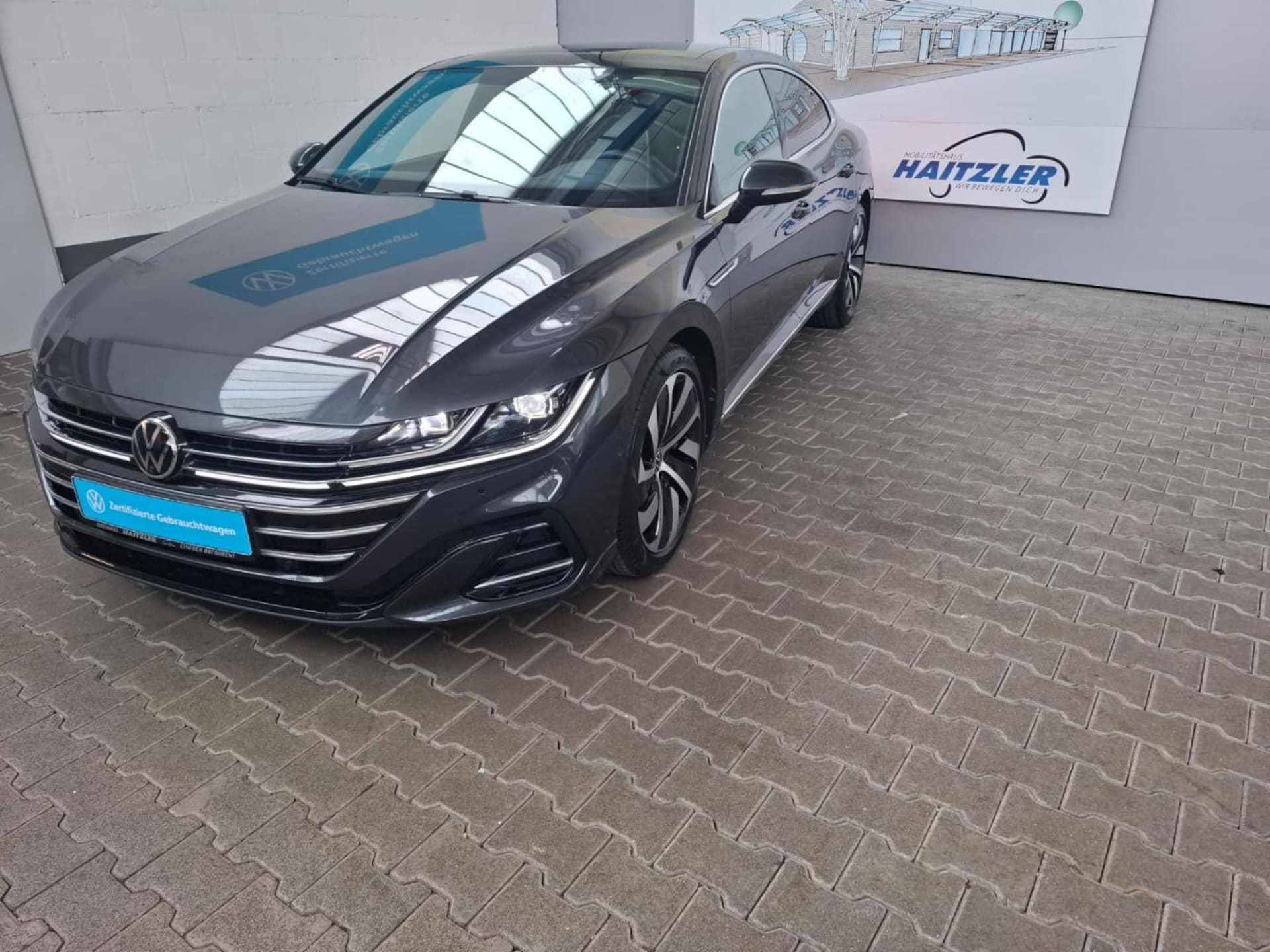 Volkswagen Arteon R-Line