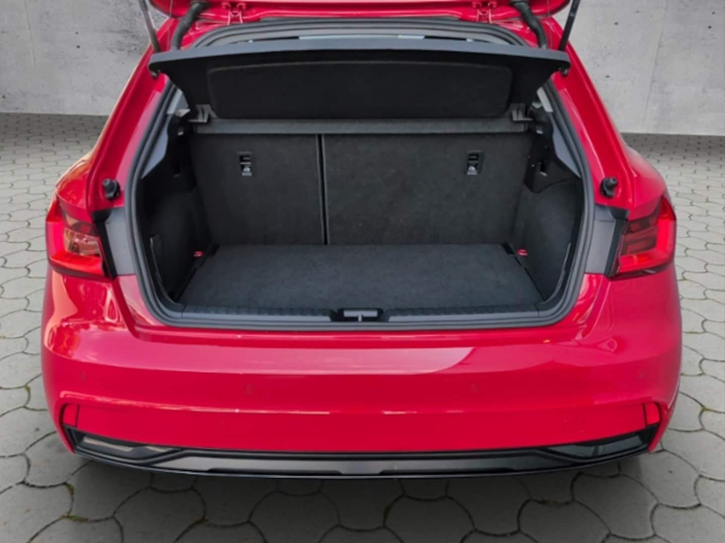 Bild über Audi A1 Sportback advanced 30 TFSI Schaltgetriebe - für weitere Informationen kontaktieren Sie den Audi Partner