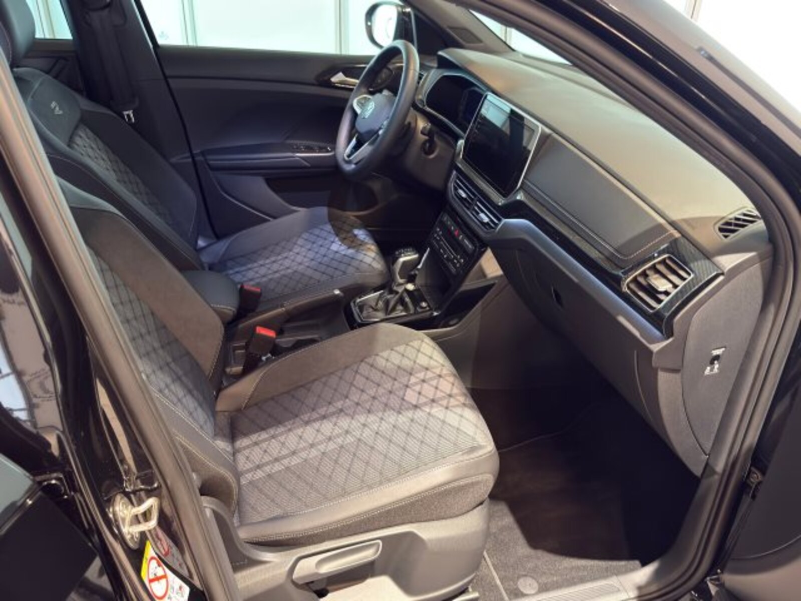 Volkswagen T-Cross – Bild 18
