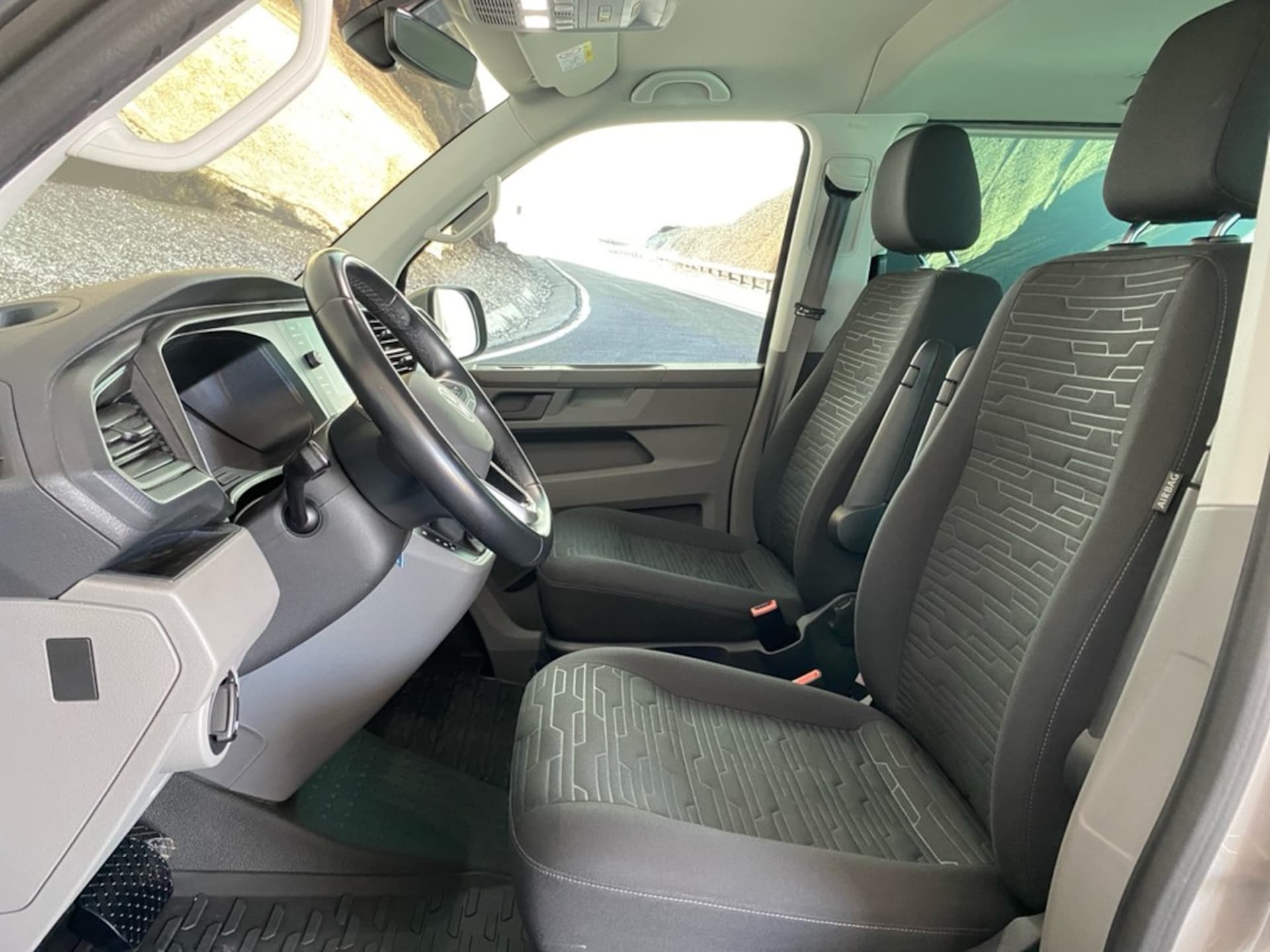 Volkswagen T6.1 Caravelle langer Radstand Comfortline