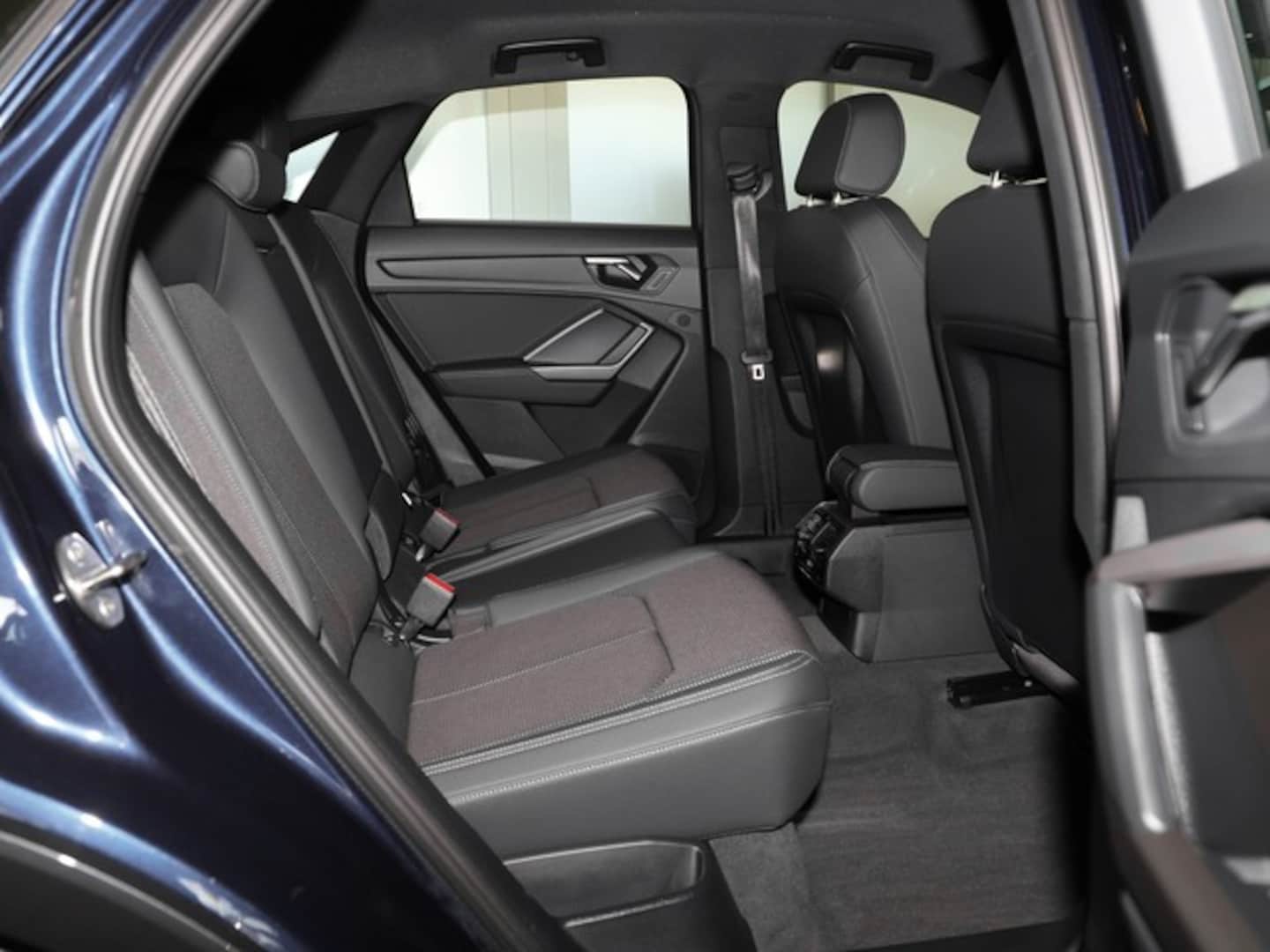 Bild über Audi Q3 Sportback S line 35 TDI S tronic - für weitere Informationen kontaktieren Sie den Audi Partner