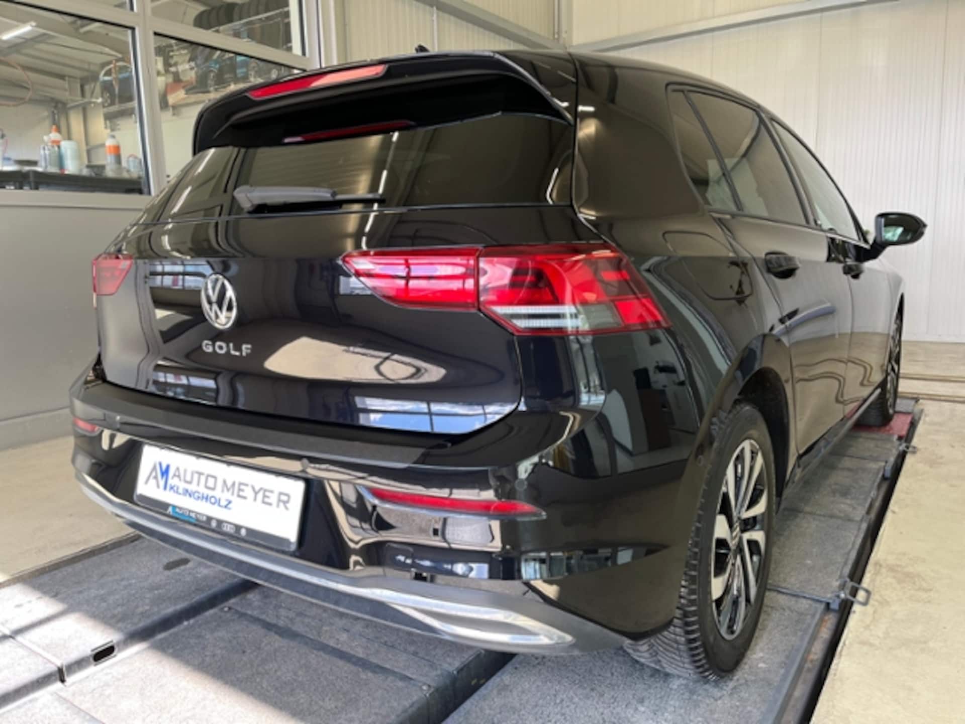 Volkswagen Golf Active