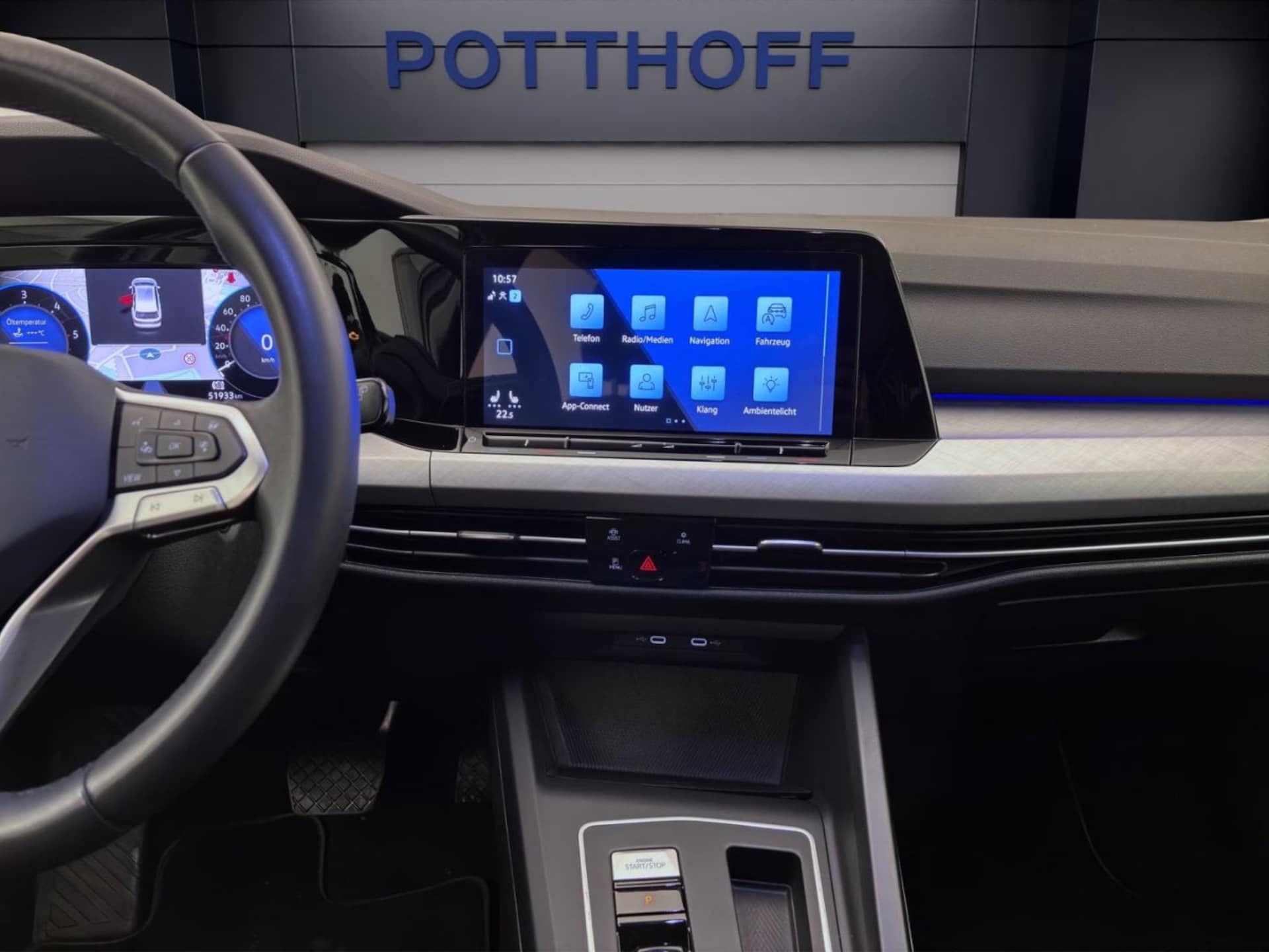 Volkswagen Golf Variant Life