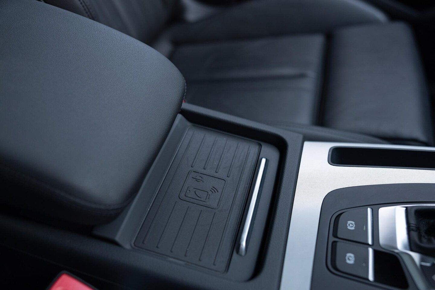 Image about Audi Q5 Sport 40 TDI quattro S tronic