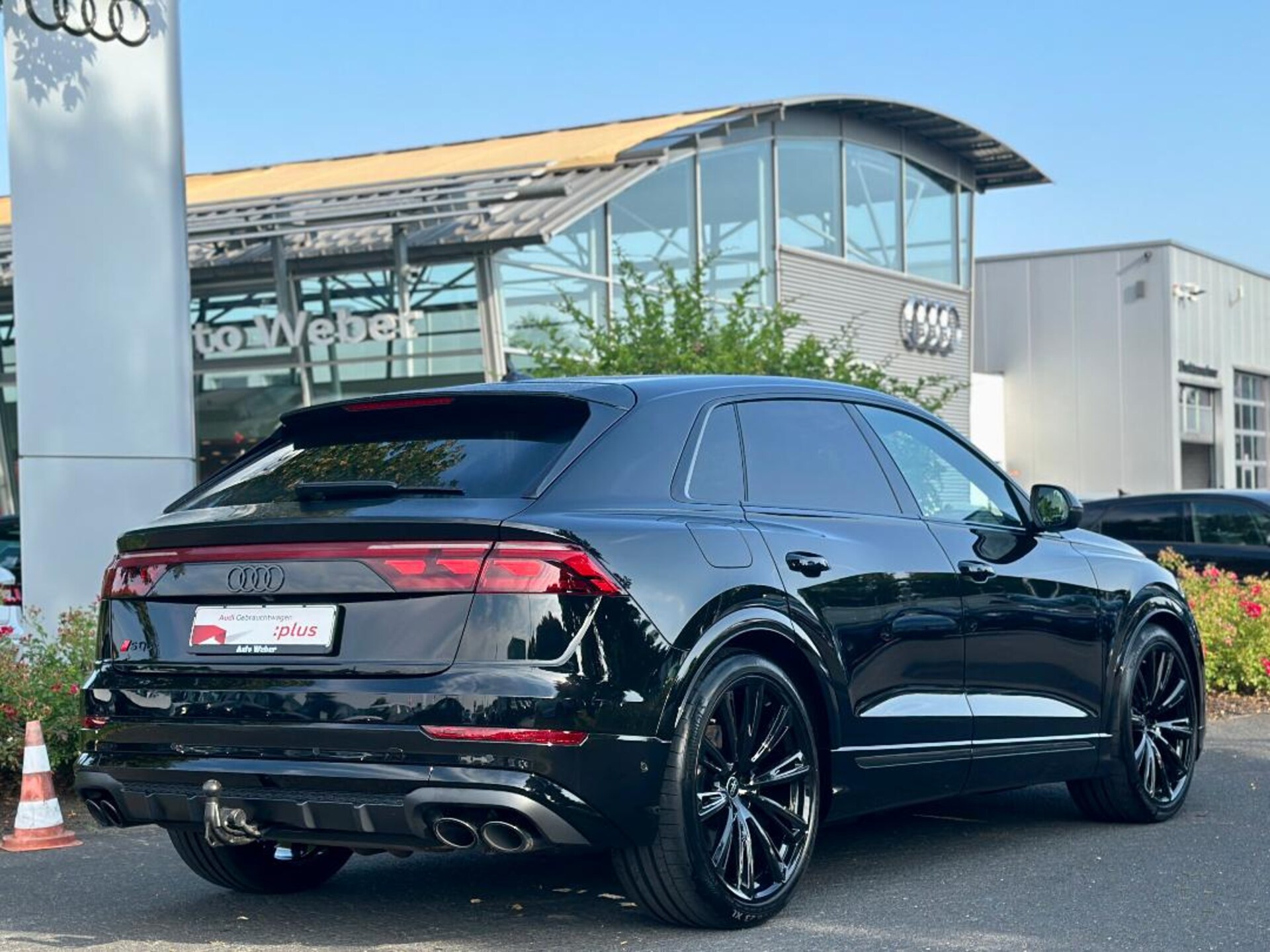 Audi SQ8 SUV