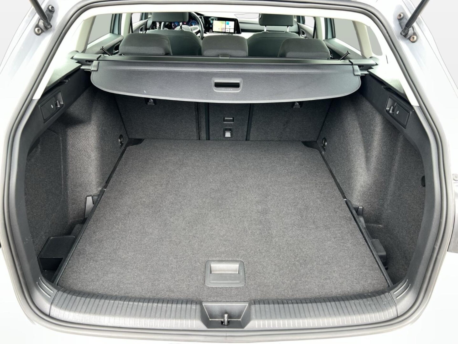 Volkswagen Golf Variant Life