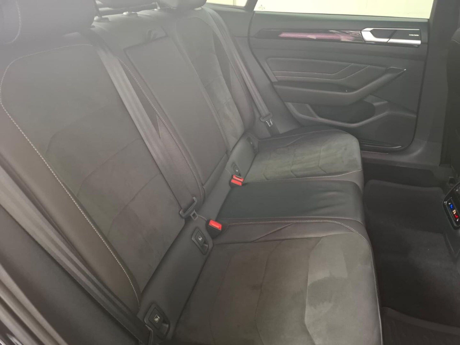 Volkswagen Arteon R-Line
