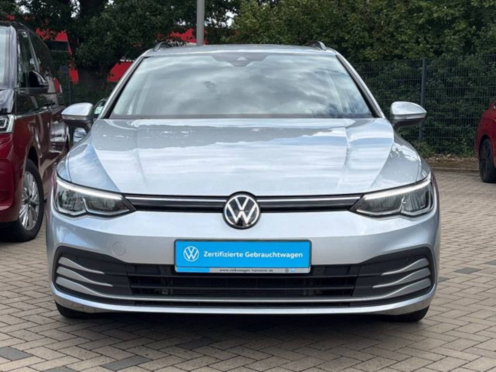 Volkswagen Golf Variant Life