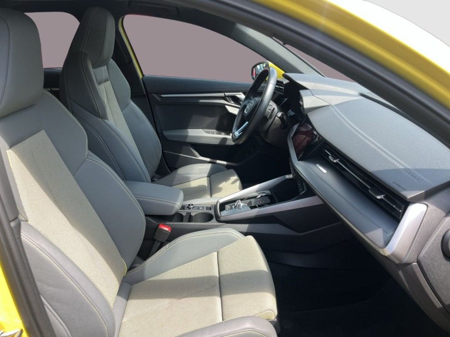 Bild über Audi A3 Sportback TFSI e S line 45 TFSI e S tronic - für weitere Informationen kontaktieren Sie den Audi Partner