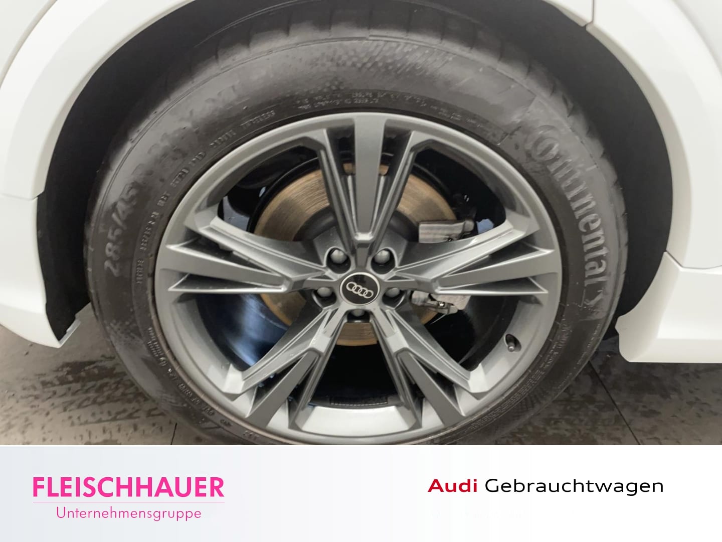 Bild über Audi Q8 SUV TFSI e 55 TFSI e quattro tiptronic - für weitere Informationen kontaktieren Sie den Audi Partner
