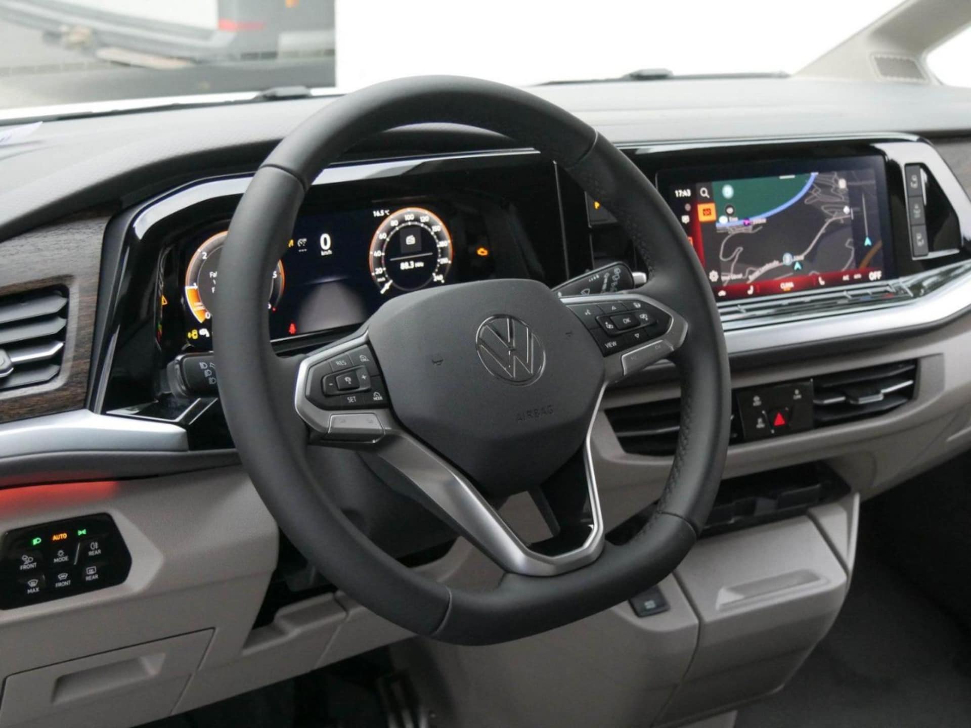 Volkswagen Multivan Langversion Style