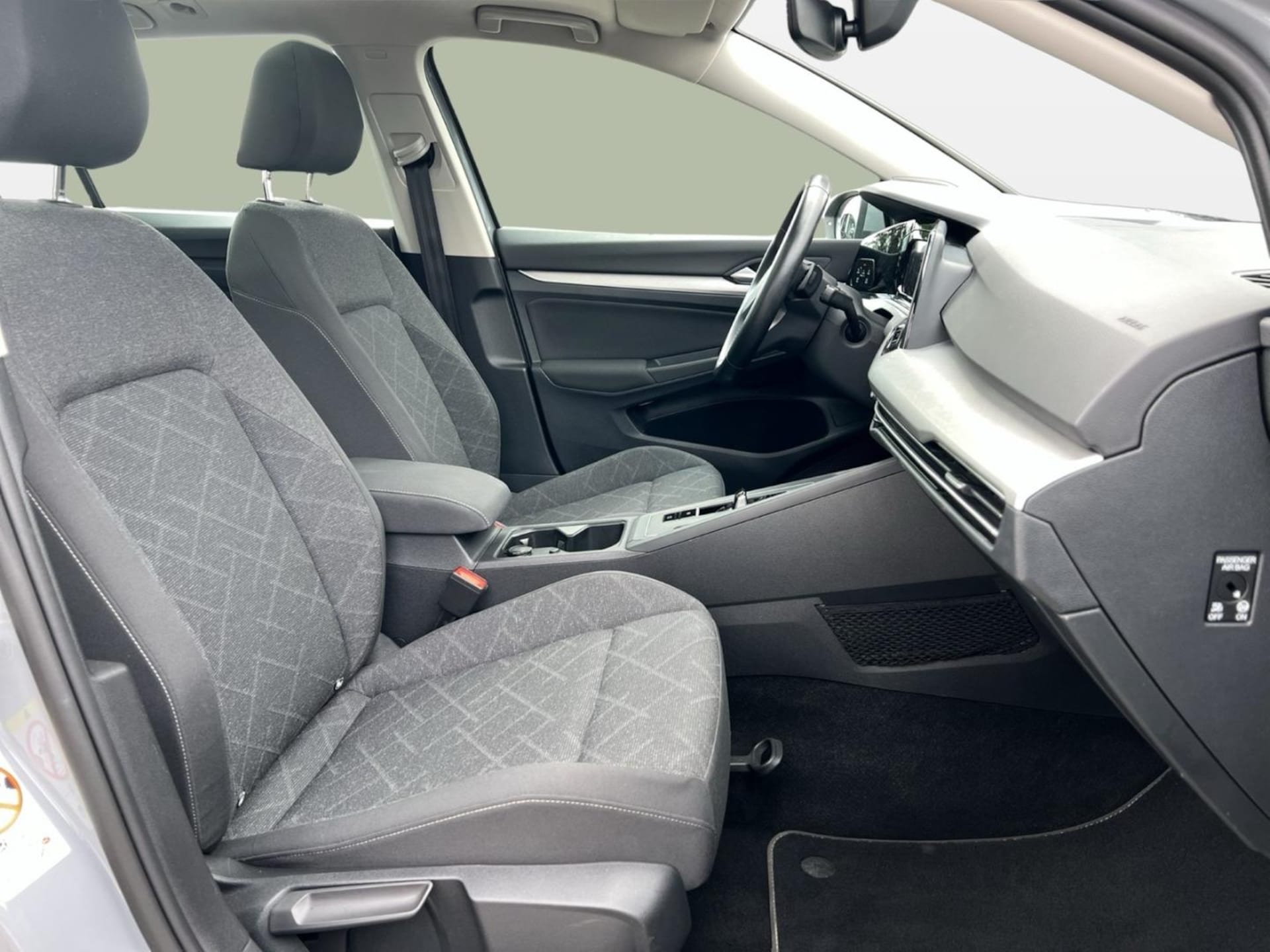 Volkswagen Golf Variant Life