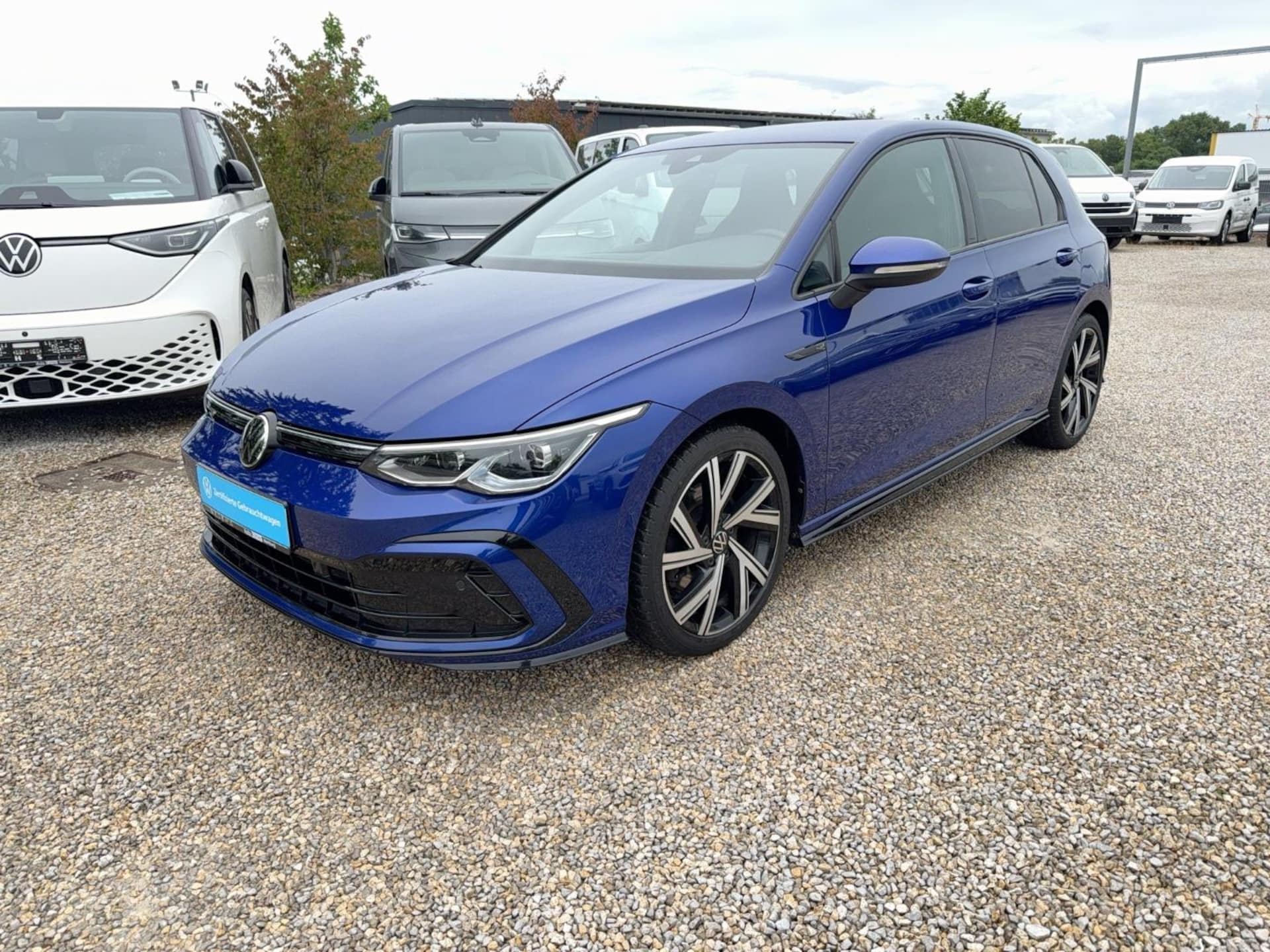 Volkswagen Golf R-Line