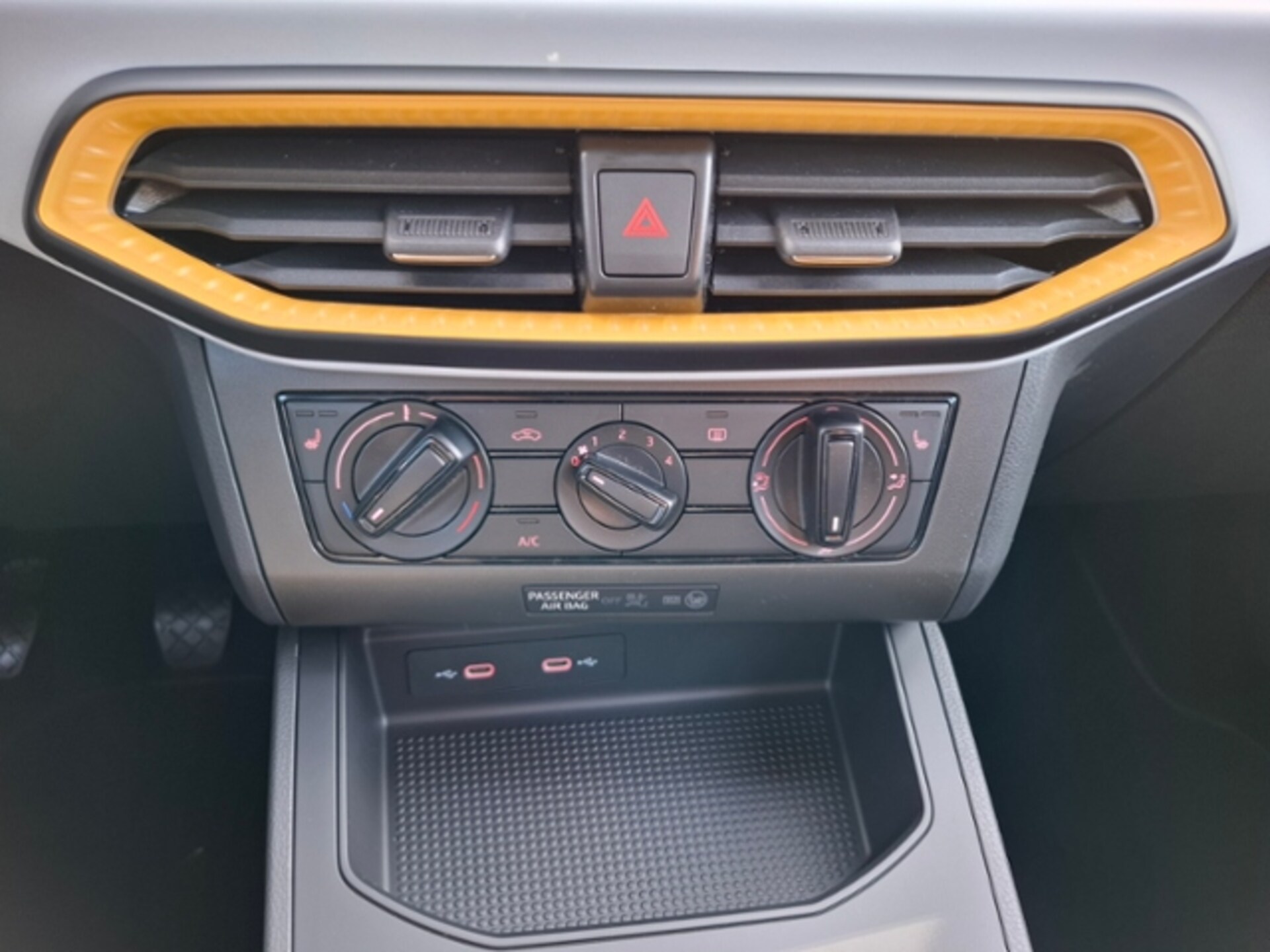SEAT Arona Reference