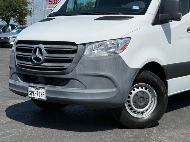 2022 Mercedes-Benz