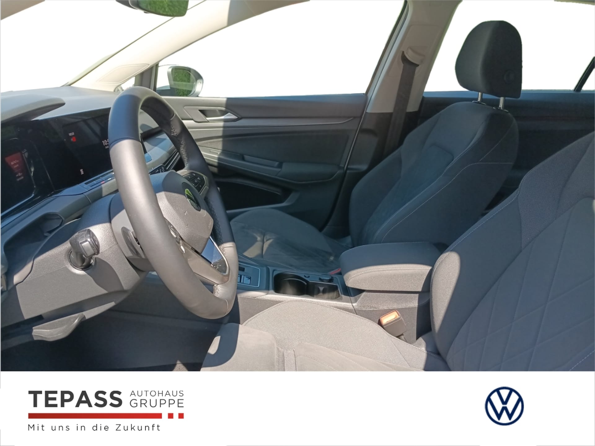 Volkswagen Golf Style