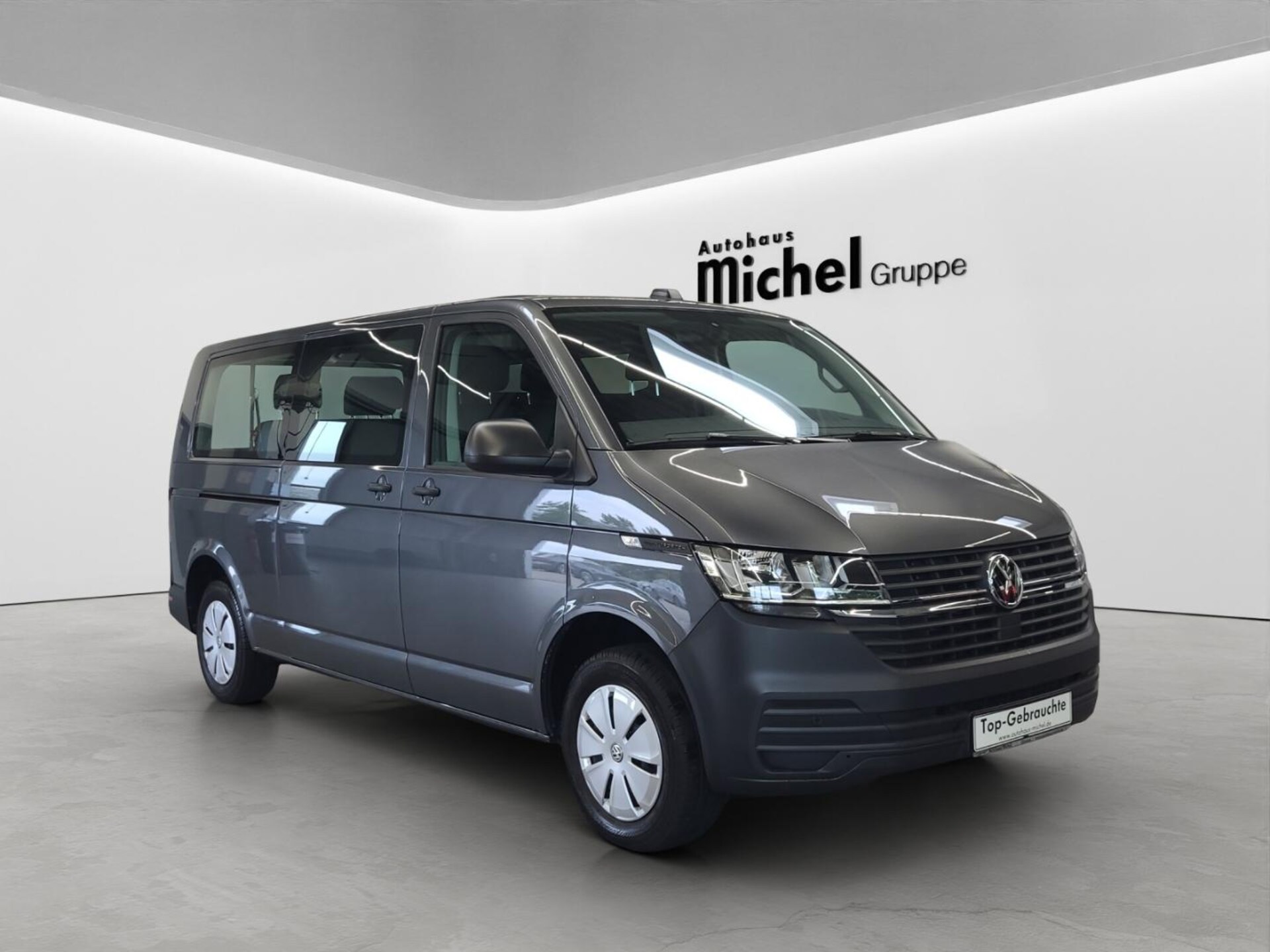 Volkswagen T6.1 Transporter Kombi langer Radstand