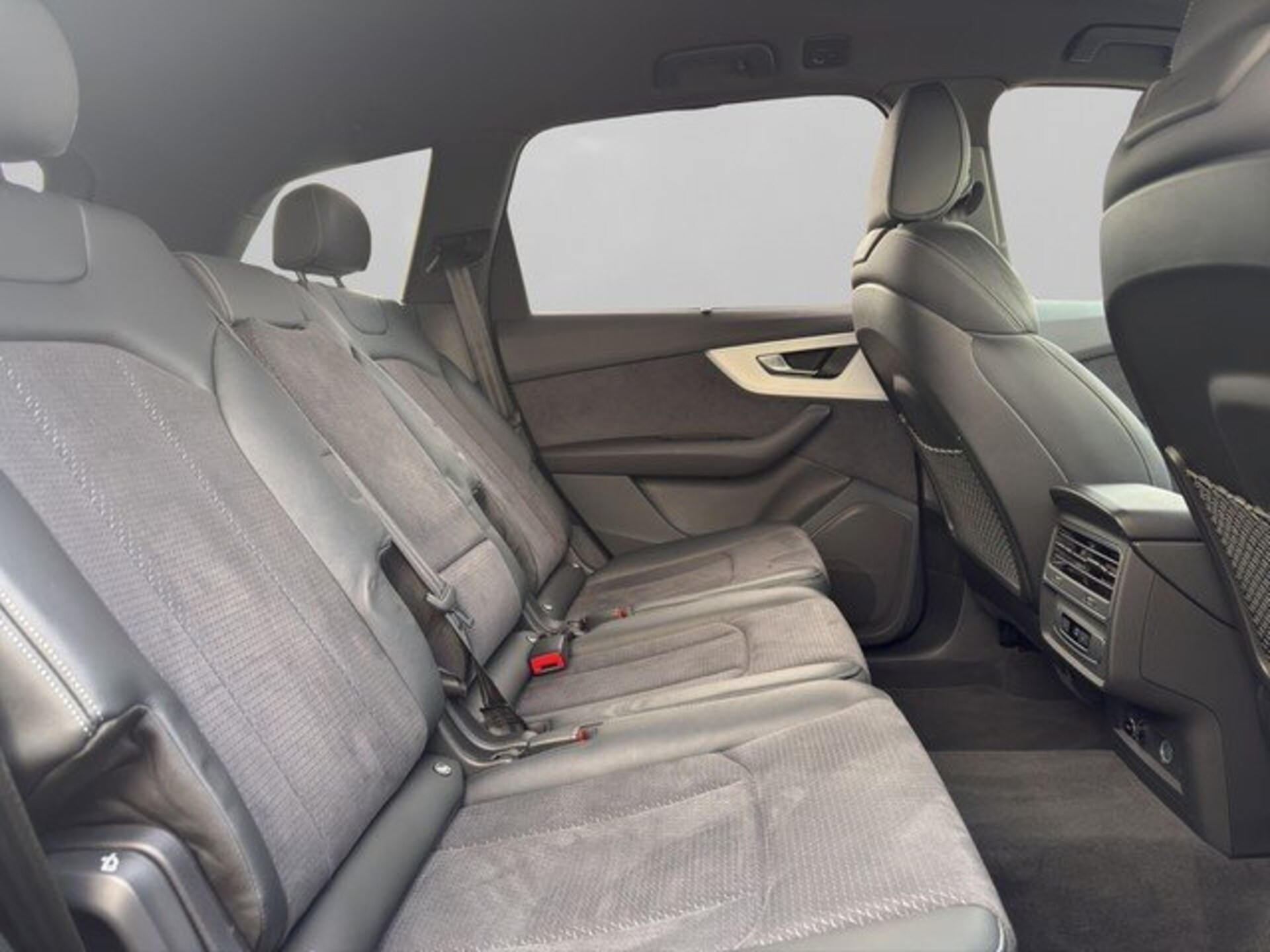Audi Q7 SUV TFSI e S line