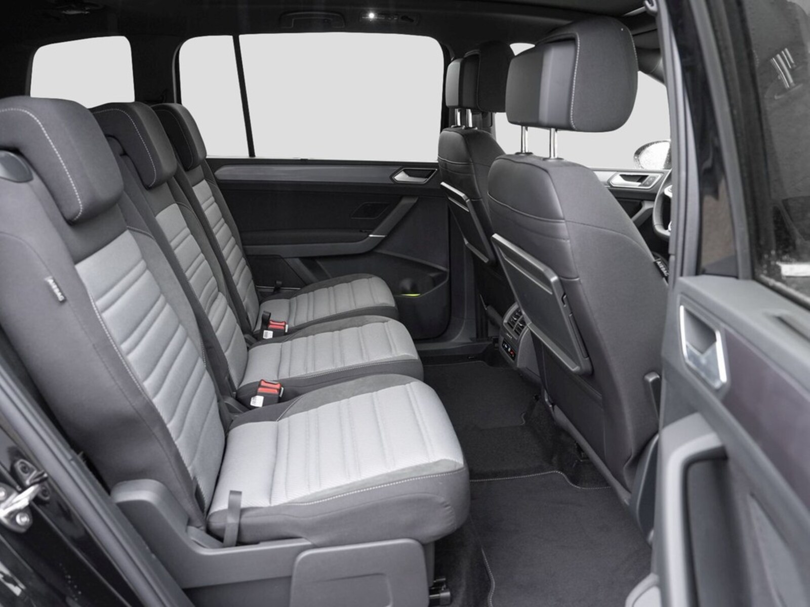 Volkswagen Touran – Bild 10