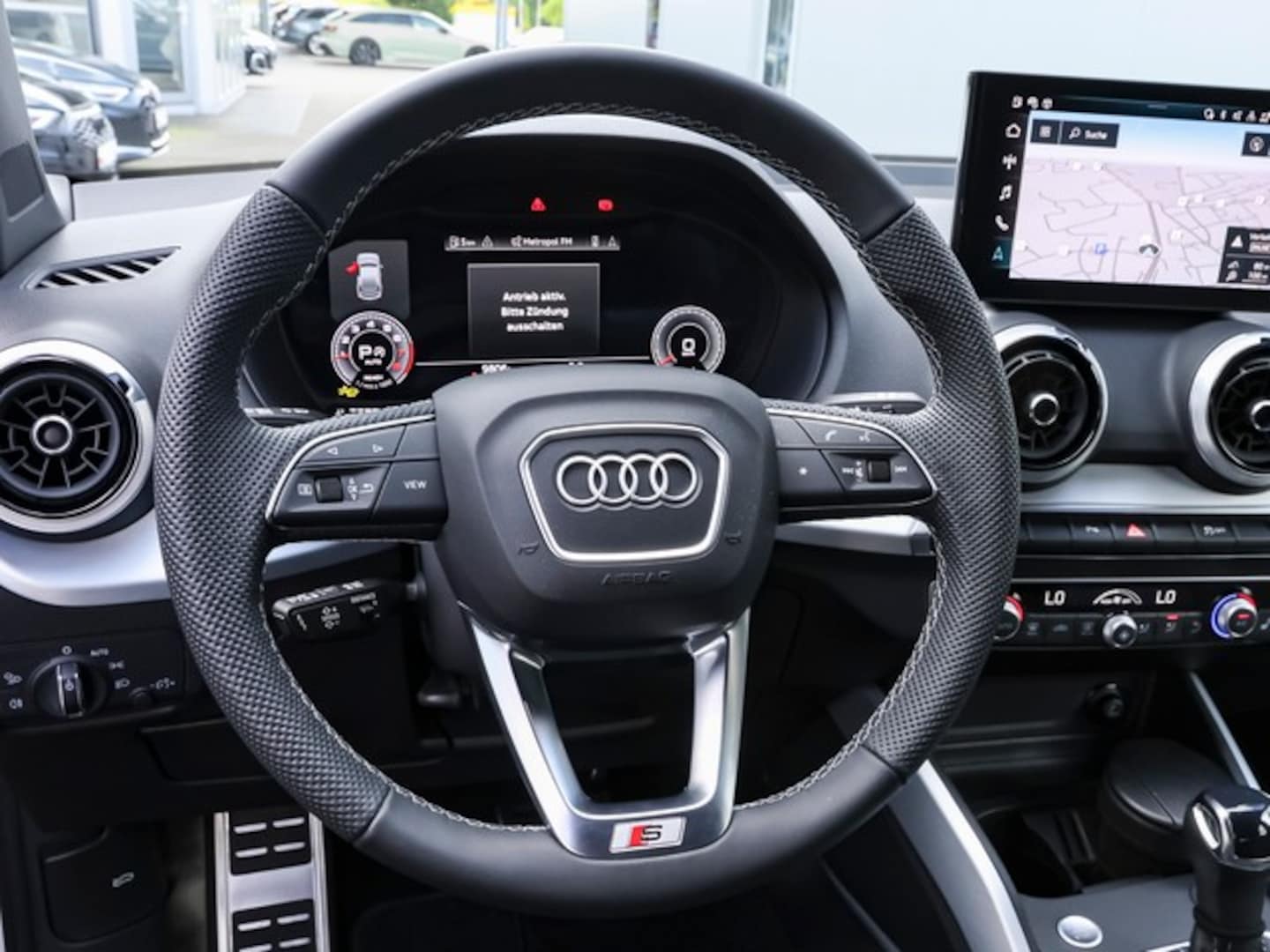 Bild über Audi Q2 S line 35 TFSI S tronic - für weitere Informationen kontaktieren Sie den Audi Partner