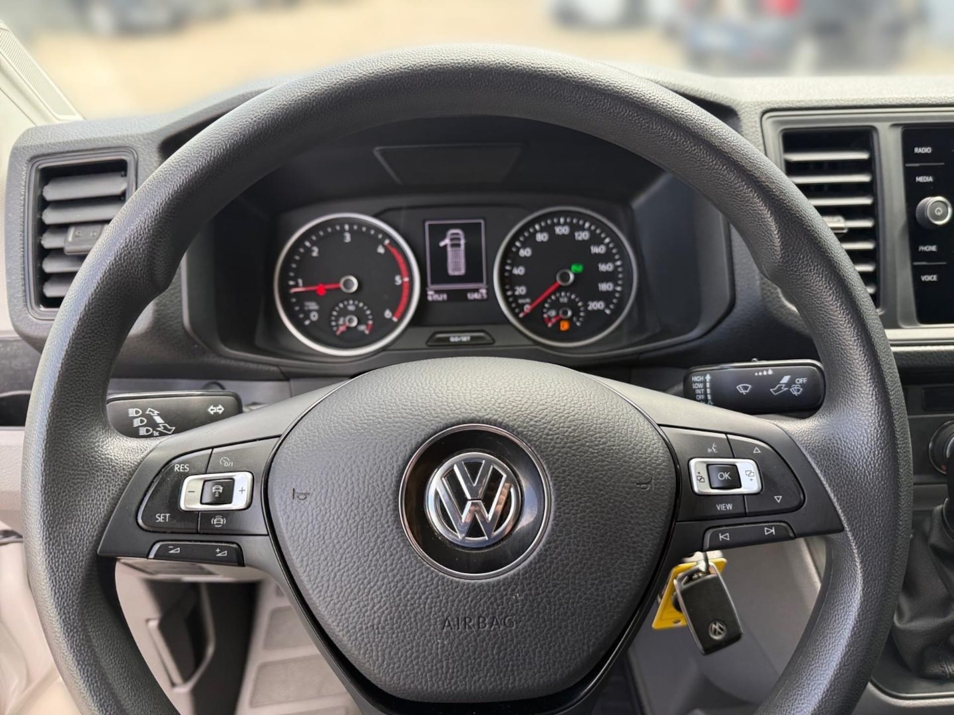 Volkswagen Crafter Kasten mittlerer Radstand