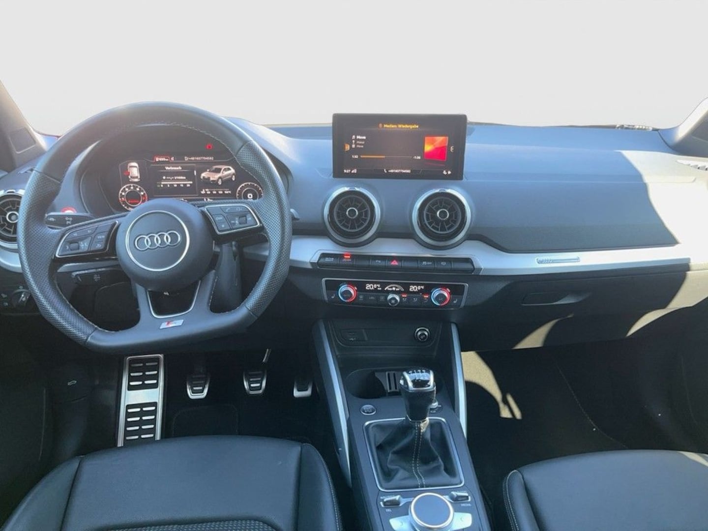 Bild über Audi Q2 S line 35 TFSI Schaltgetriebe - für weitere Informationen kontaktieren Sie den Audi Partner