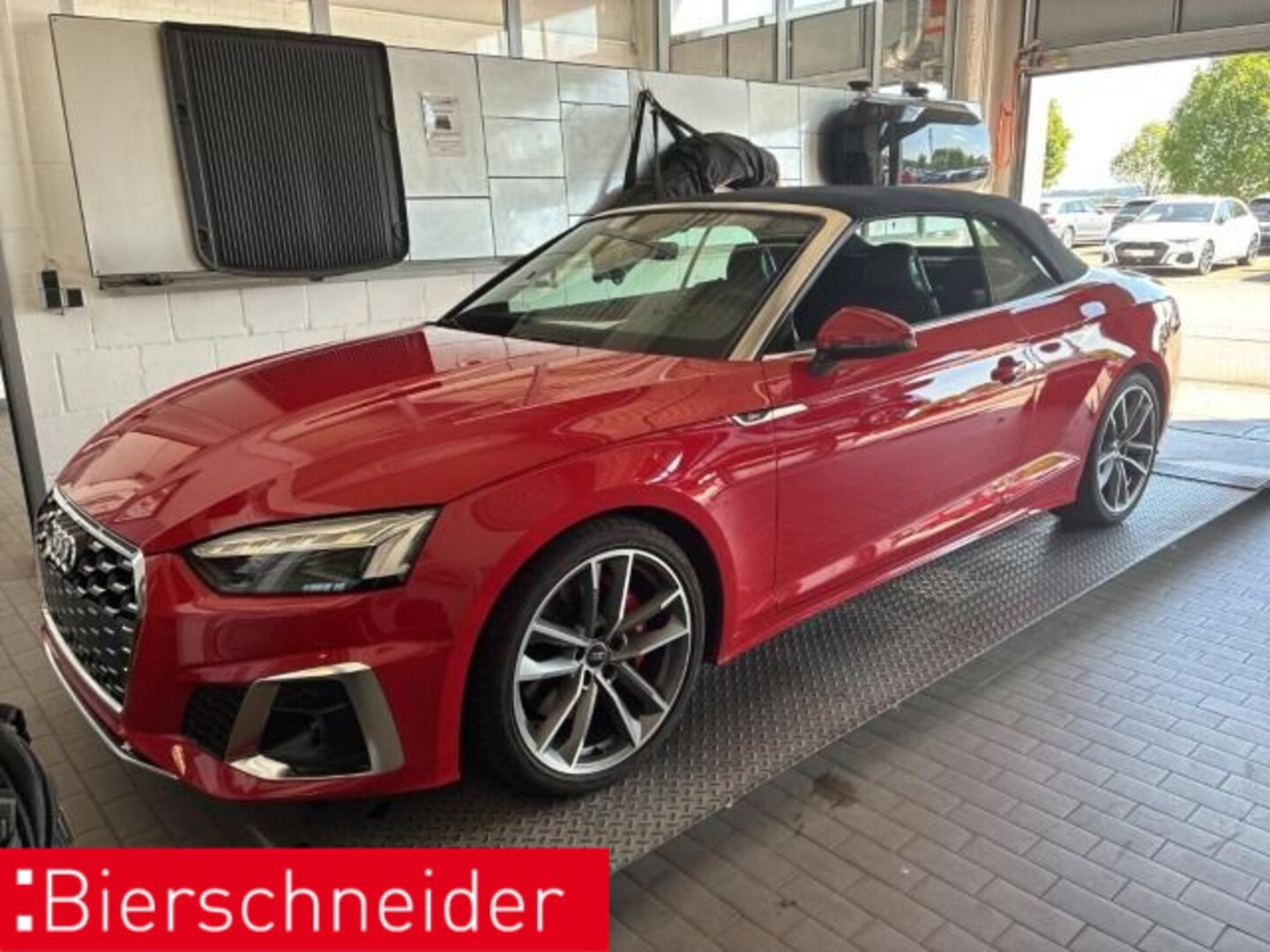 Bild über Audi S5 Cabriolet TFSI quattro tiptronic - für weitere Informationen kontaktieren Sie den Audi Partner