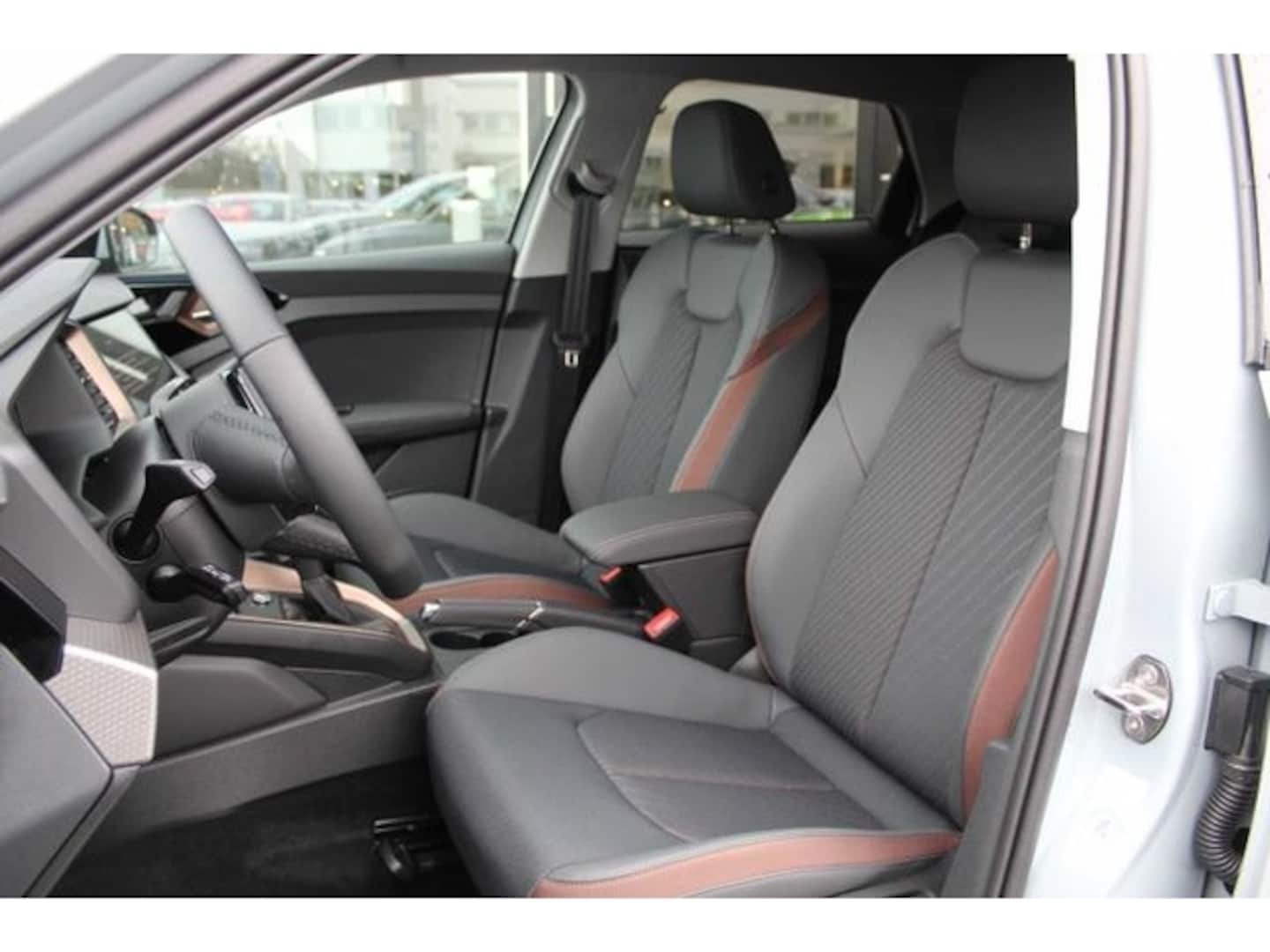 Bild über Audi A1 allstreet 30 TFSI S tronic - für weitere Informationen kontaktieren Sie den Audi Partner