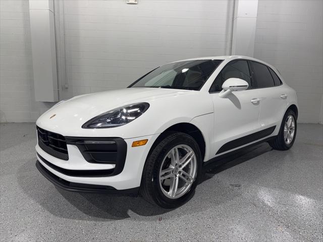 2024 Porsche Macan Base