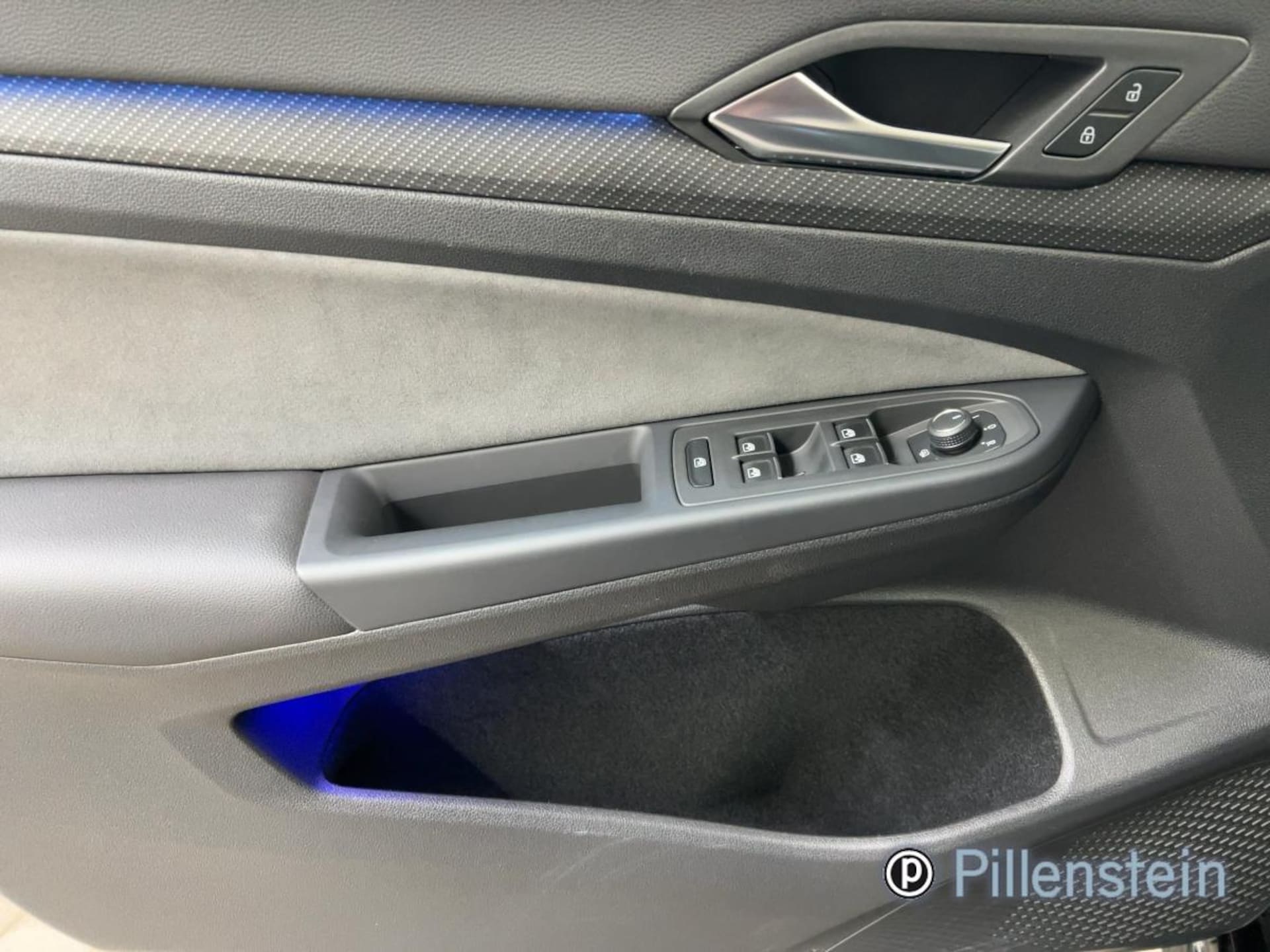 Volkswagen Golf Variant R-Line