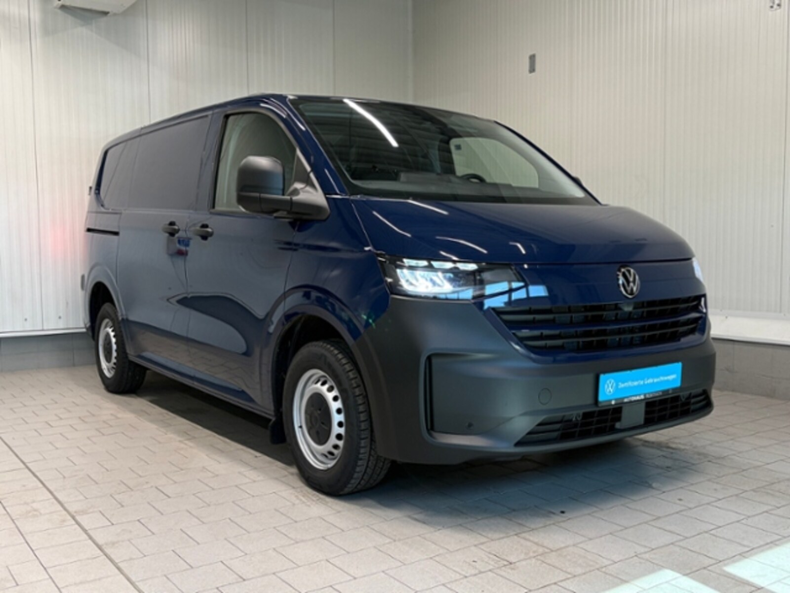 Volkswagen Transporter Kasten kurzer Radstand – Bild 2